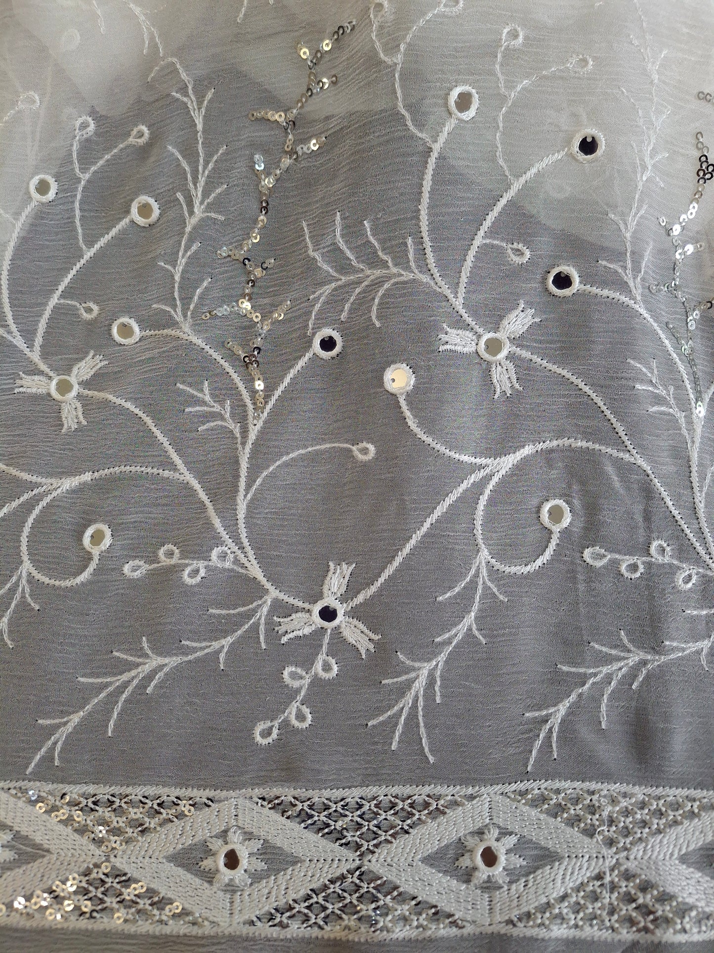 Chiffon Sequins Embroidered Dupatta(2.30 meters length,45"width)