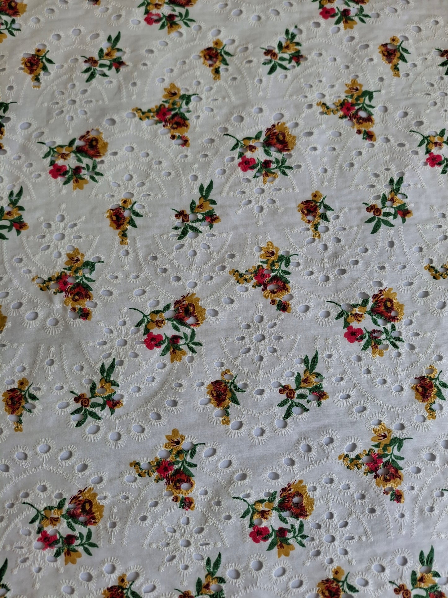 Embroidered Eyelet Cotton Top Quality(sold by the meters)