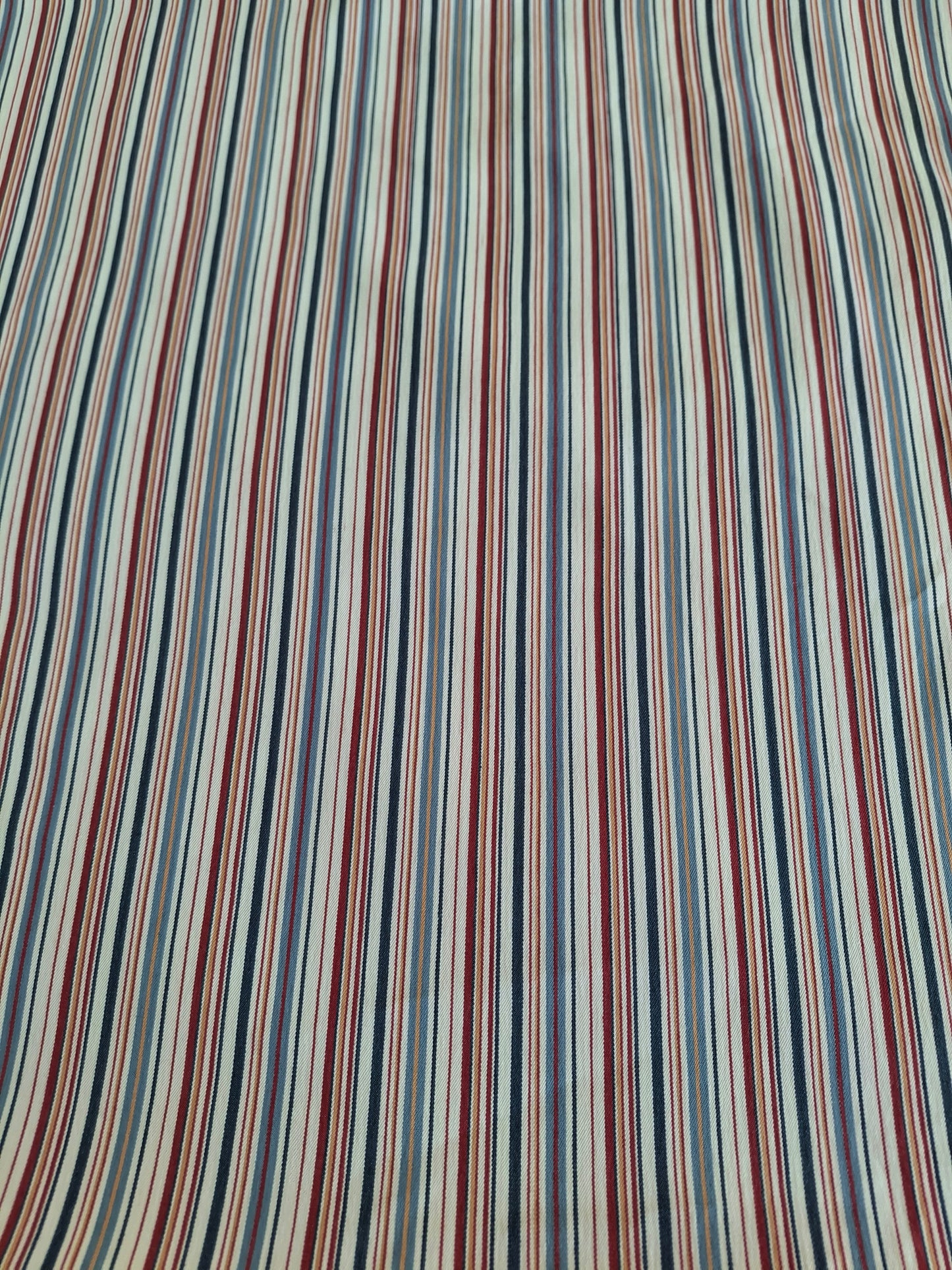 Twill Cotton red and blue stripes (4-meters)