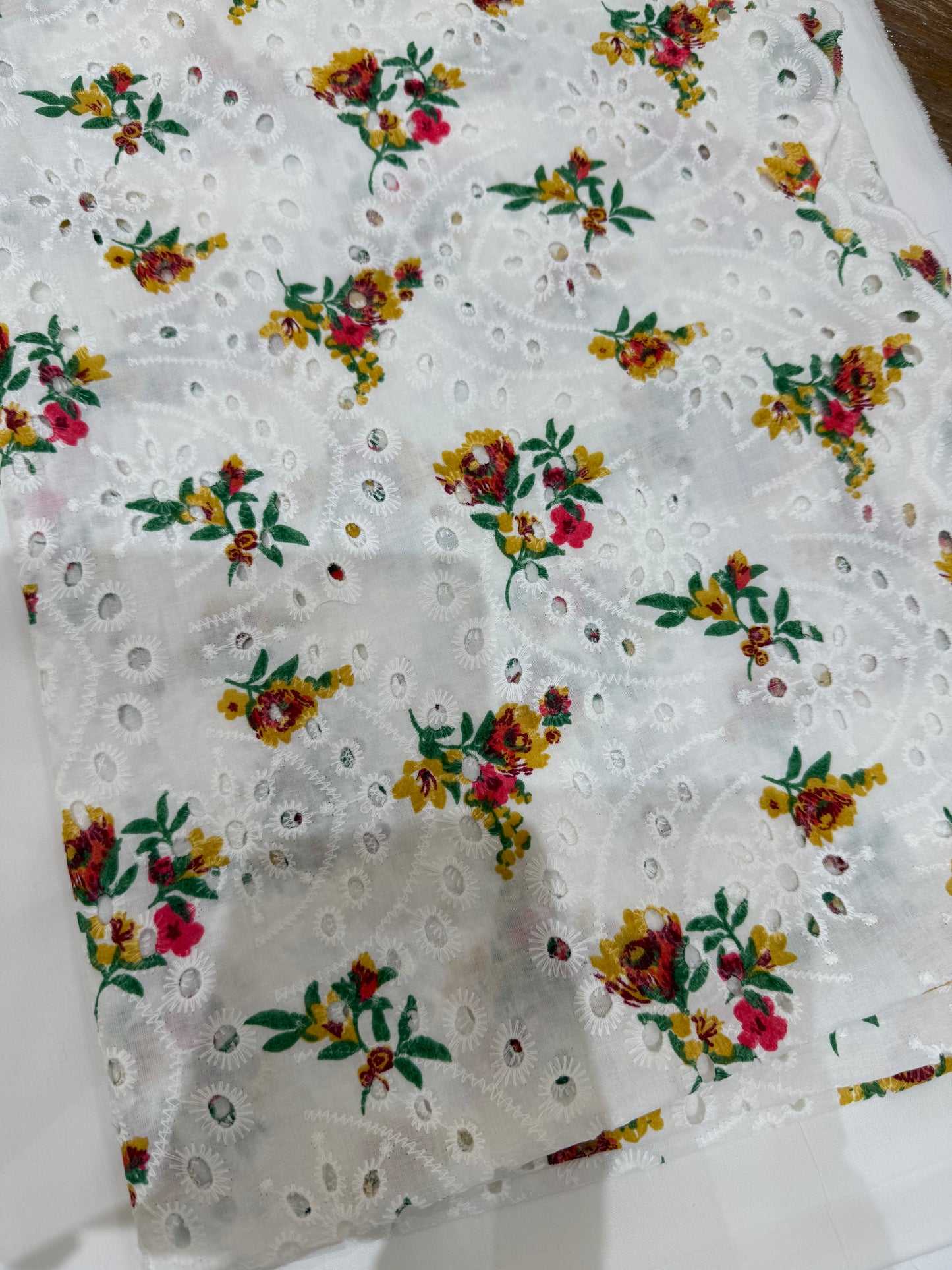 Chikankari-style Cotton 4 meters(2 Piece suit set)