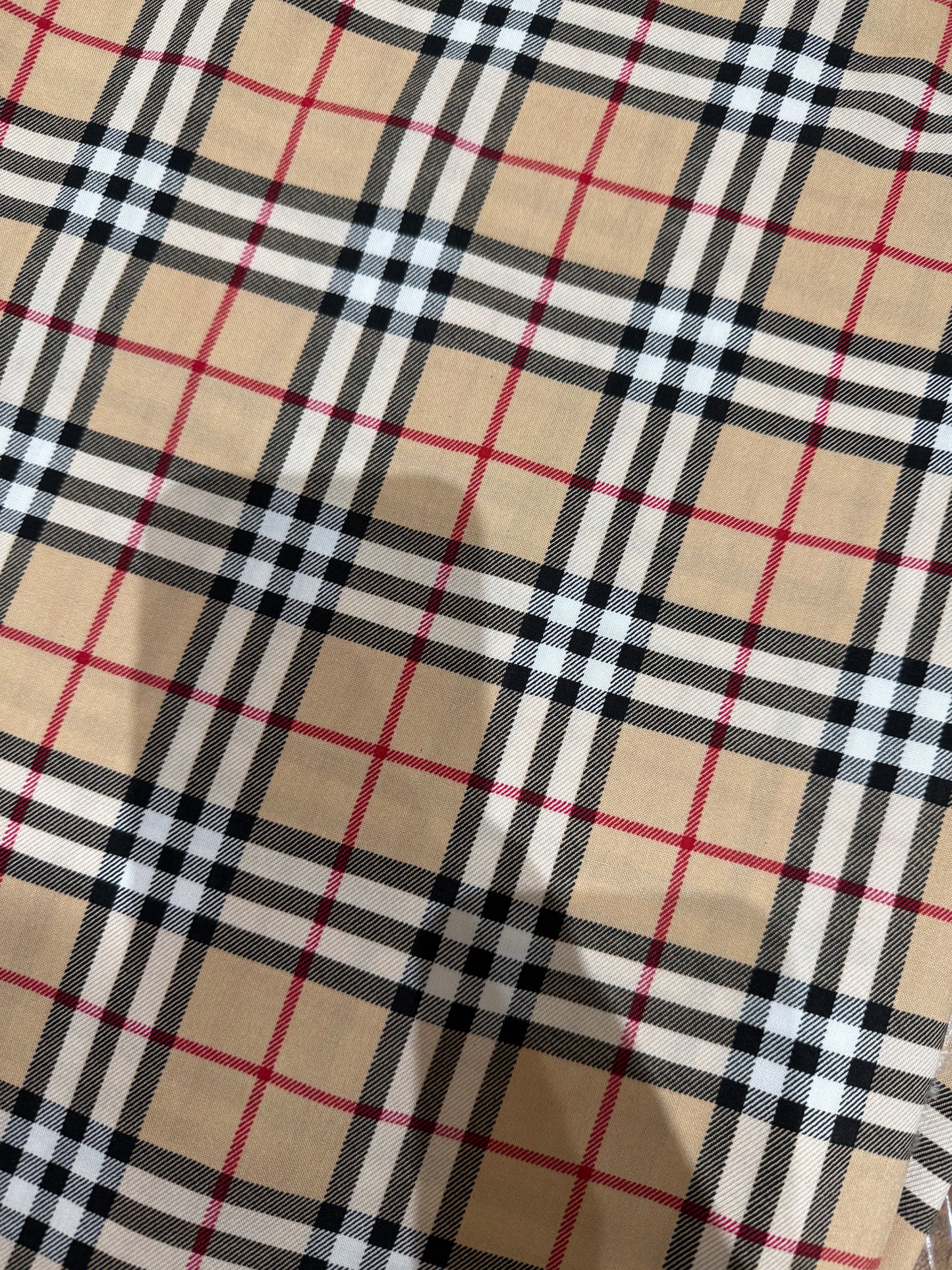 Burberry Print And Daisy Charm Viscose Full Suit 4 meters