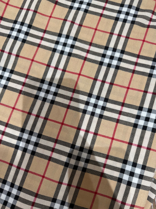 Burberry Print And Daisy Charm Viscose Full Suit 4 meters