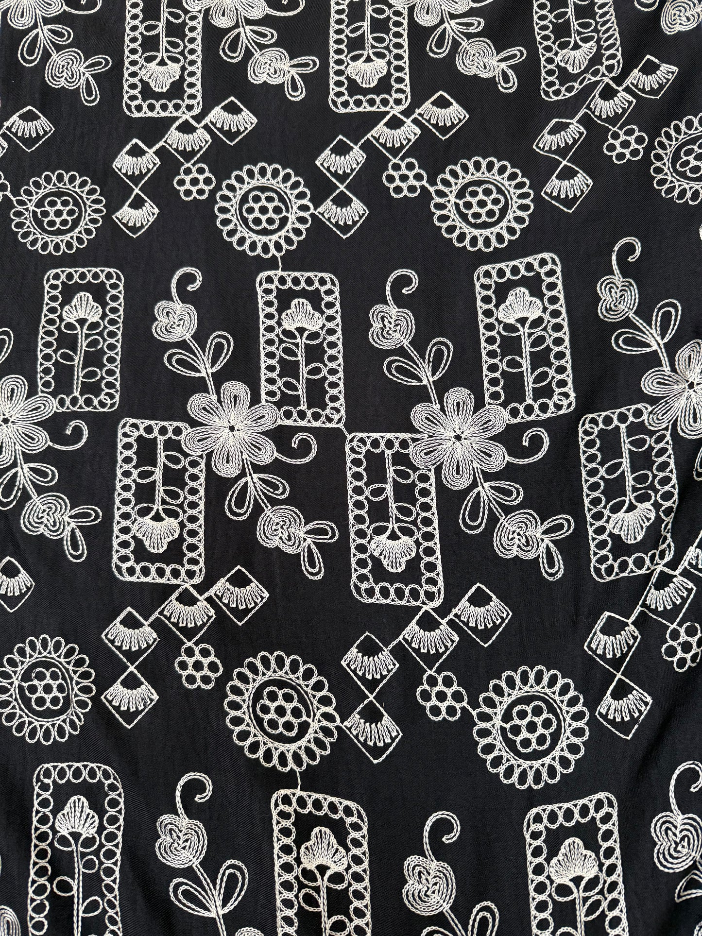 Embroidered Linen and Twill Viscose Top Quality Full Suit,60" width