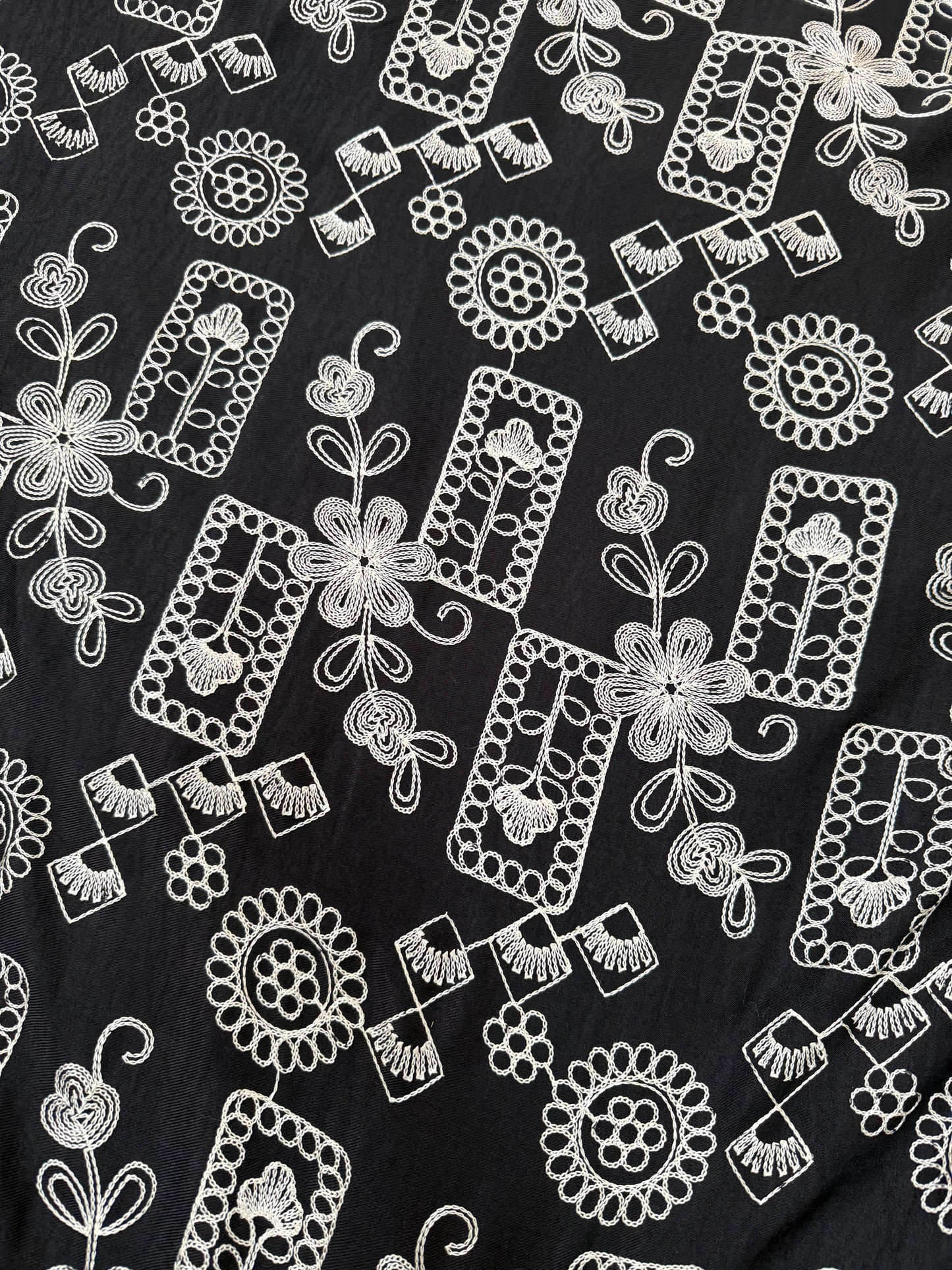 Embroidered Linen and Twill Viscose Top Quality Full Suit,60" width