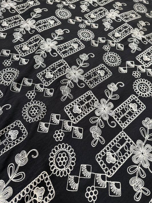 Embroidered Linen and Twill Viscose Top Quality Full Suit,60" width