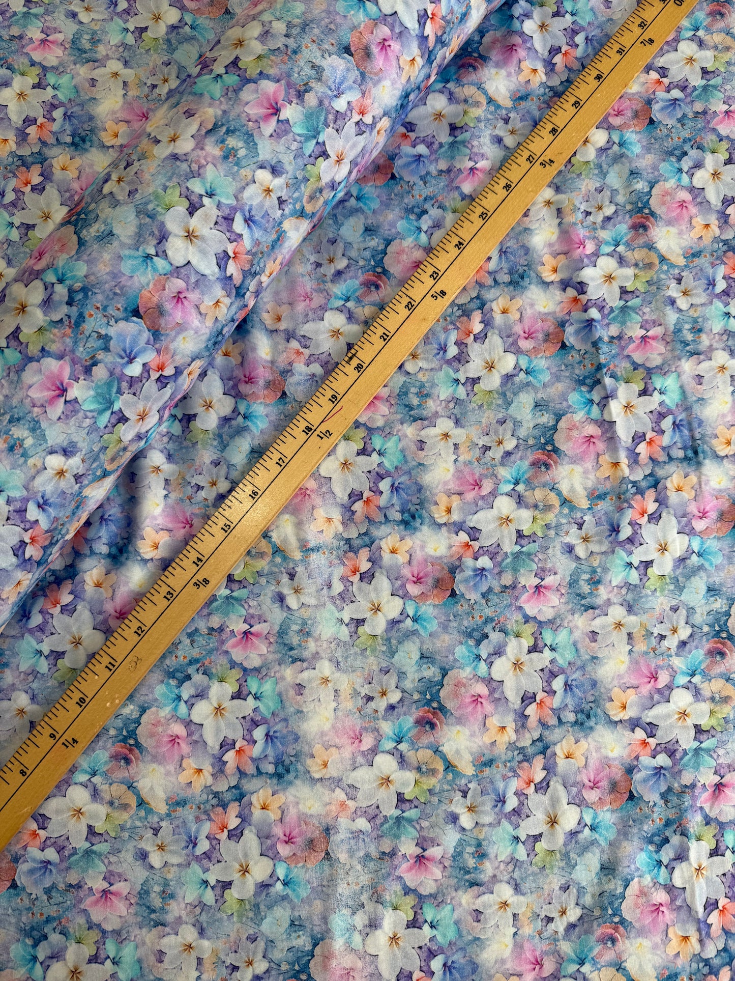 100%Cotton Lawn,60"Width Printed,4meters,UnstitchedFull Suit Set