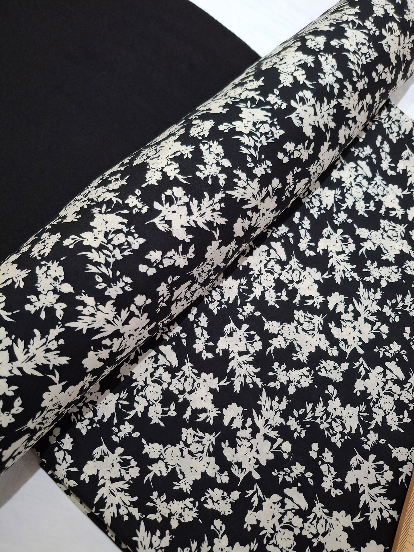 Viscose Top Quality 2 piece Suit Set