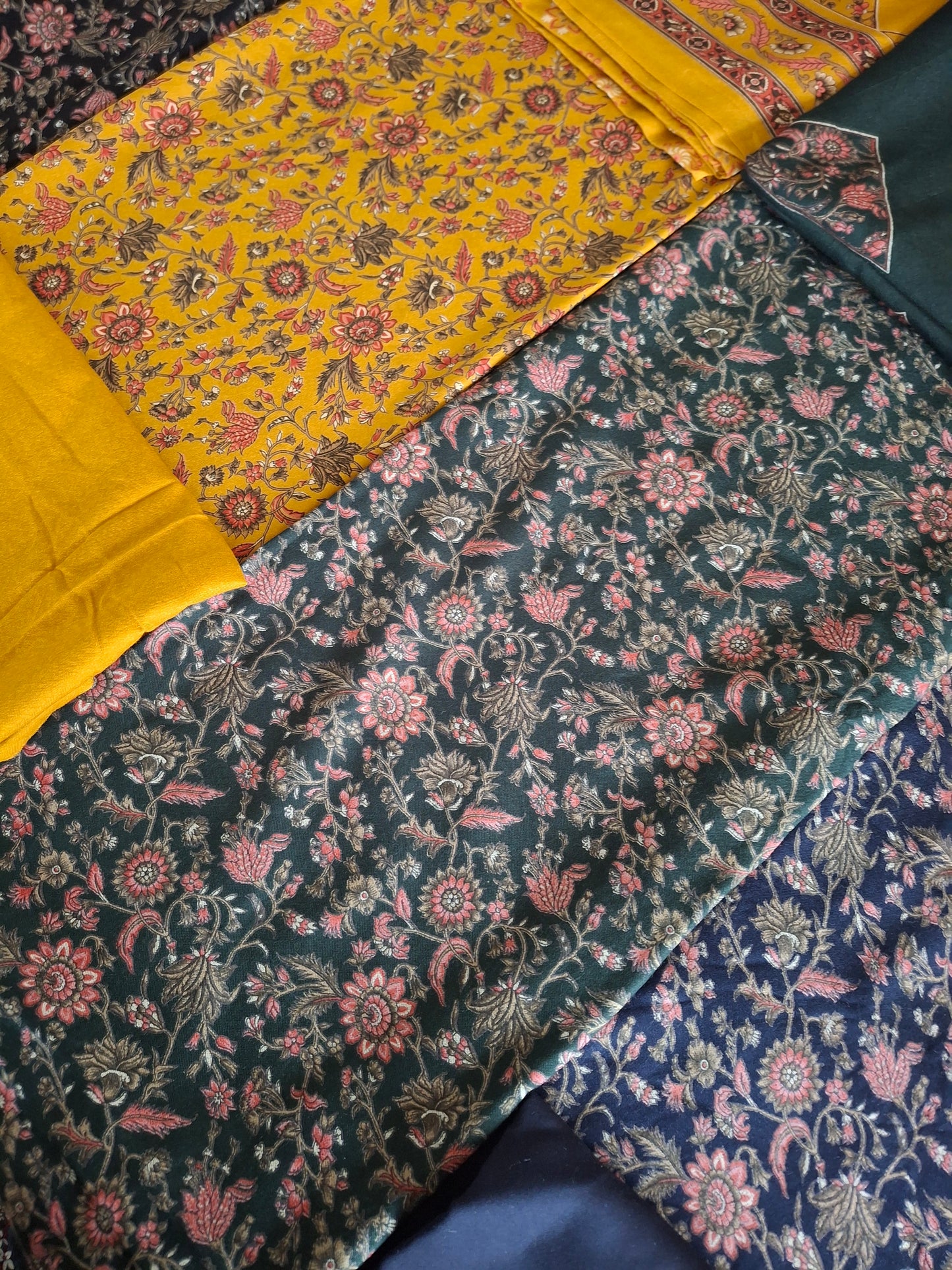 Alpiane Winter Warm Fabric Sunflower Bloom Print (3 piece suits)