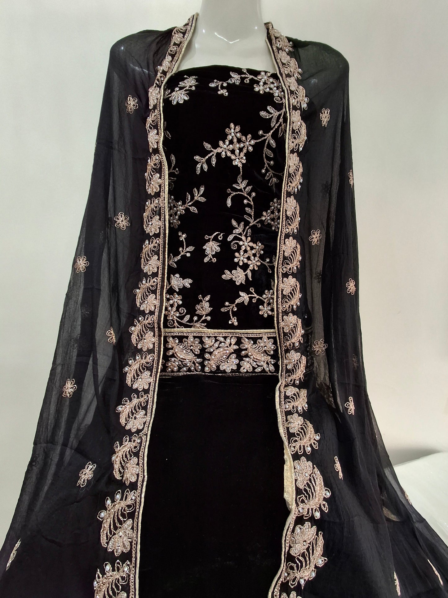 Velvet Embroidered Best Quality Micro 9000 Unstitched 3 piece suit set