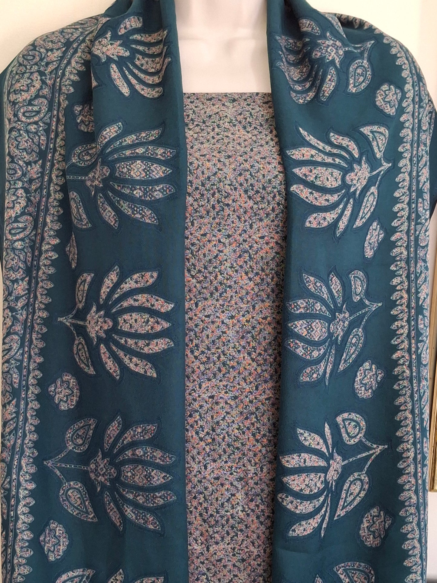 Alpiane Navy Blue & Patterned Design(3-Piece Suit)