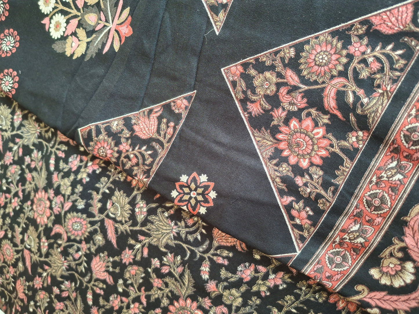 Alpiane Winter Warm Fabric Sunflower Bloom Print (3 piece suits)