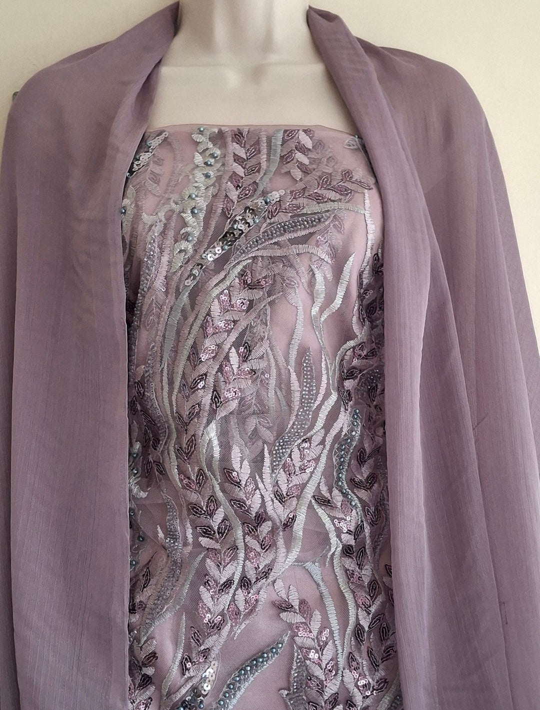 Cut dana,Luxurious Sequins Multicolour Heavy Net,4 piece suit set