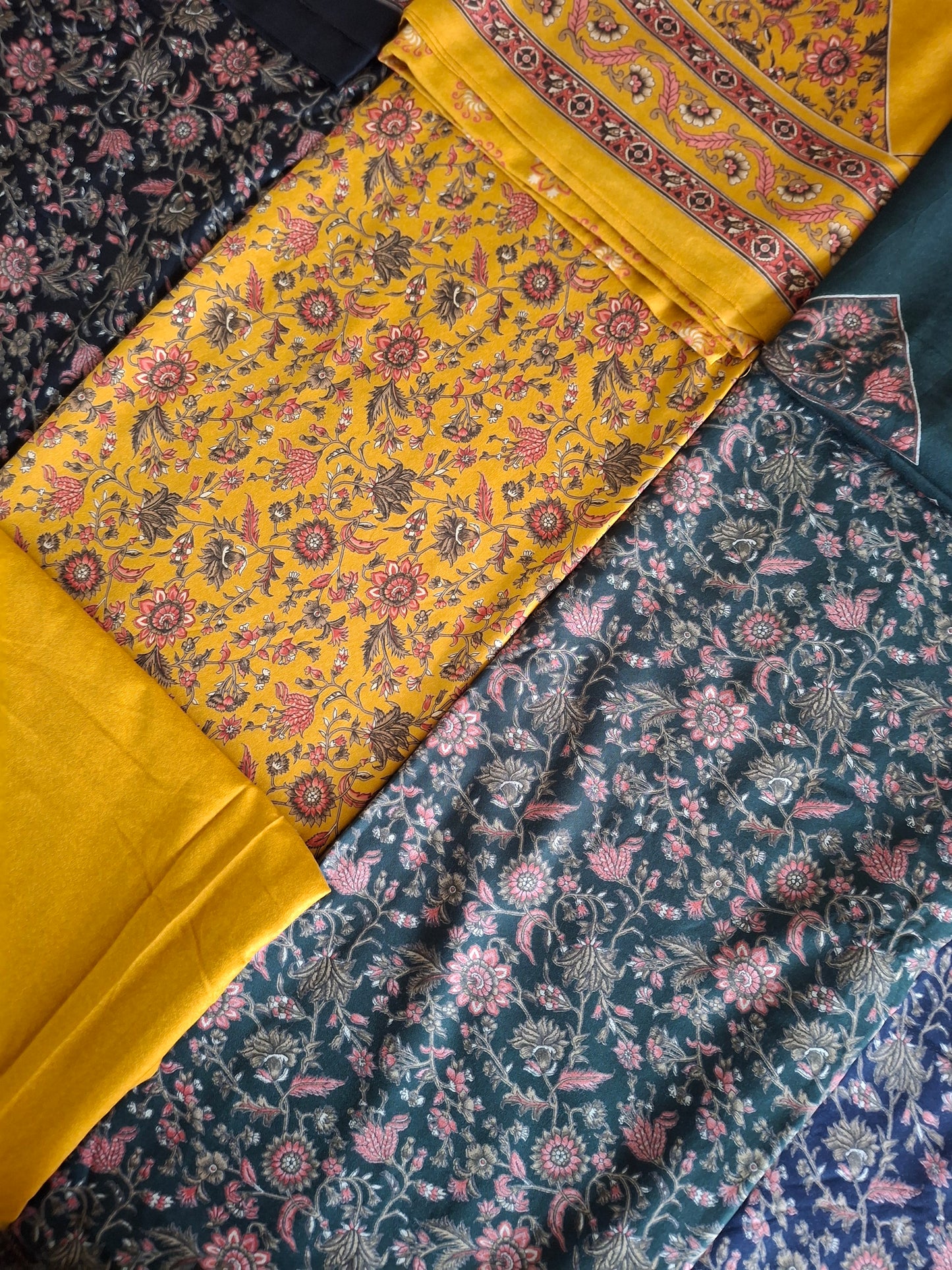 Alpiane Winter Warm Fabric Sunflower Bloom Print (3 piece suits)