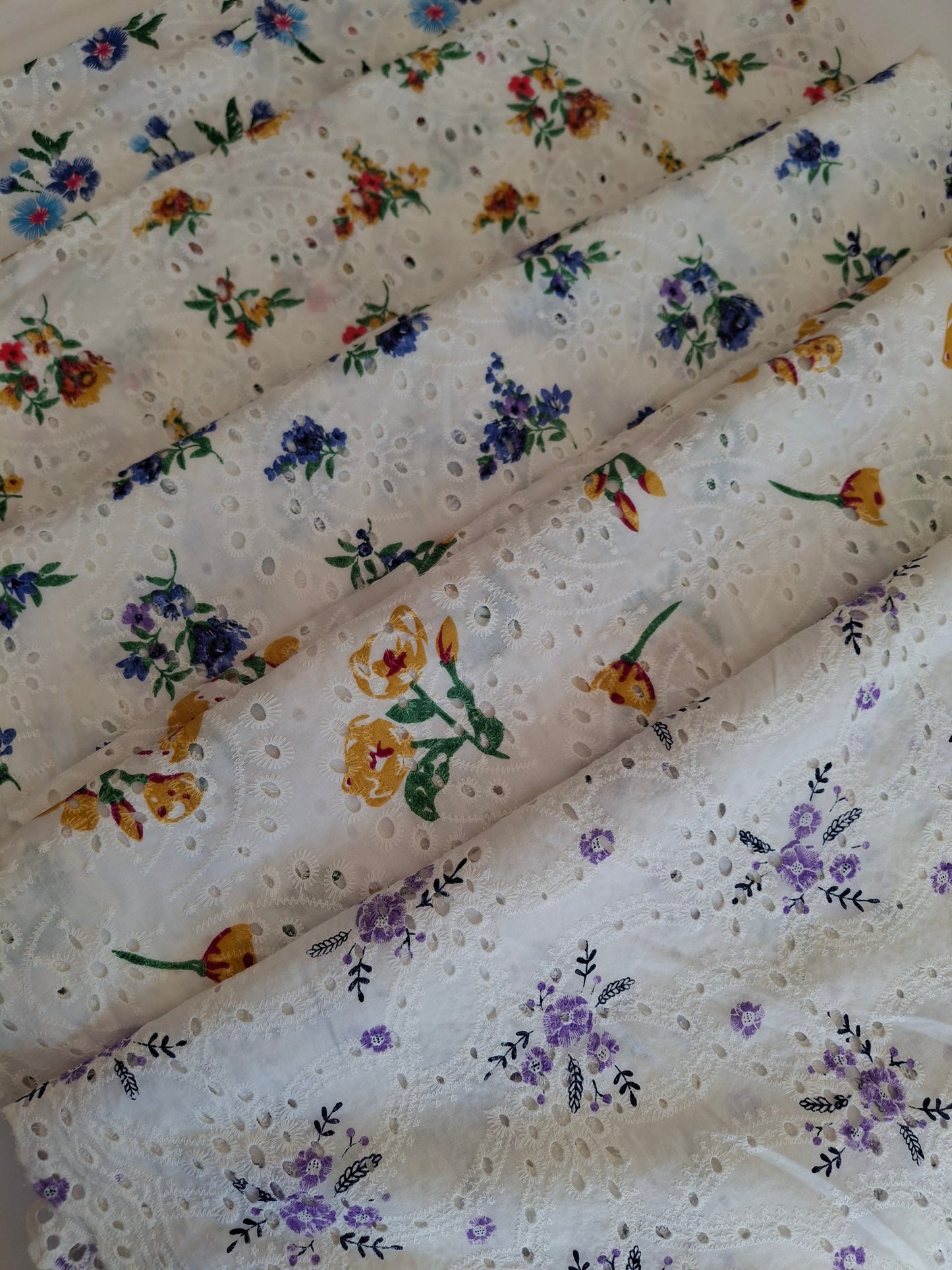 Chikankari-style Cotton 4 meters(2 Piece suit set)