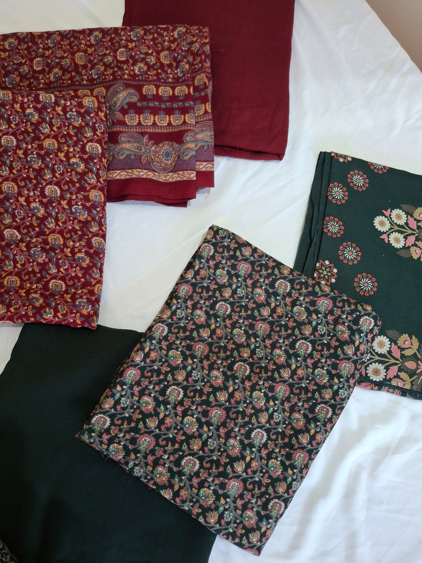 Alpiane Flowers Printed 3 piece Suits