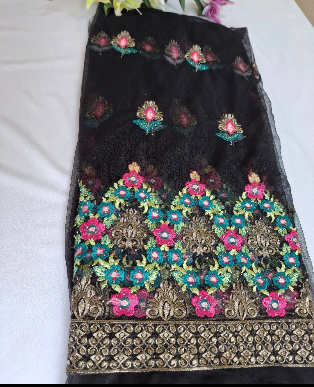 Embroidered lace net,2 meters