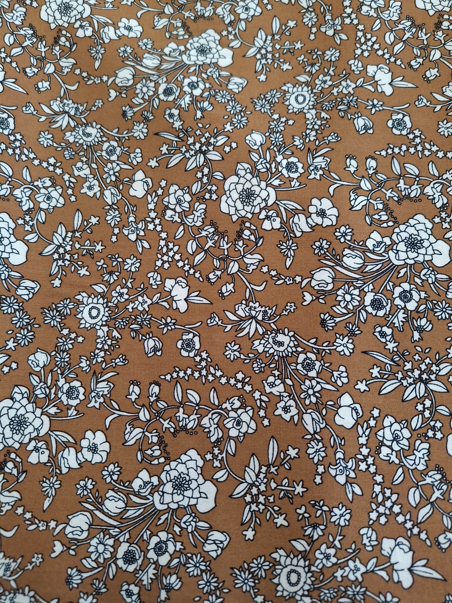 Viscose(4 meters)Full Suit Set,Black and Mustered,Black and Pink