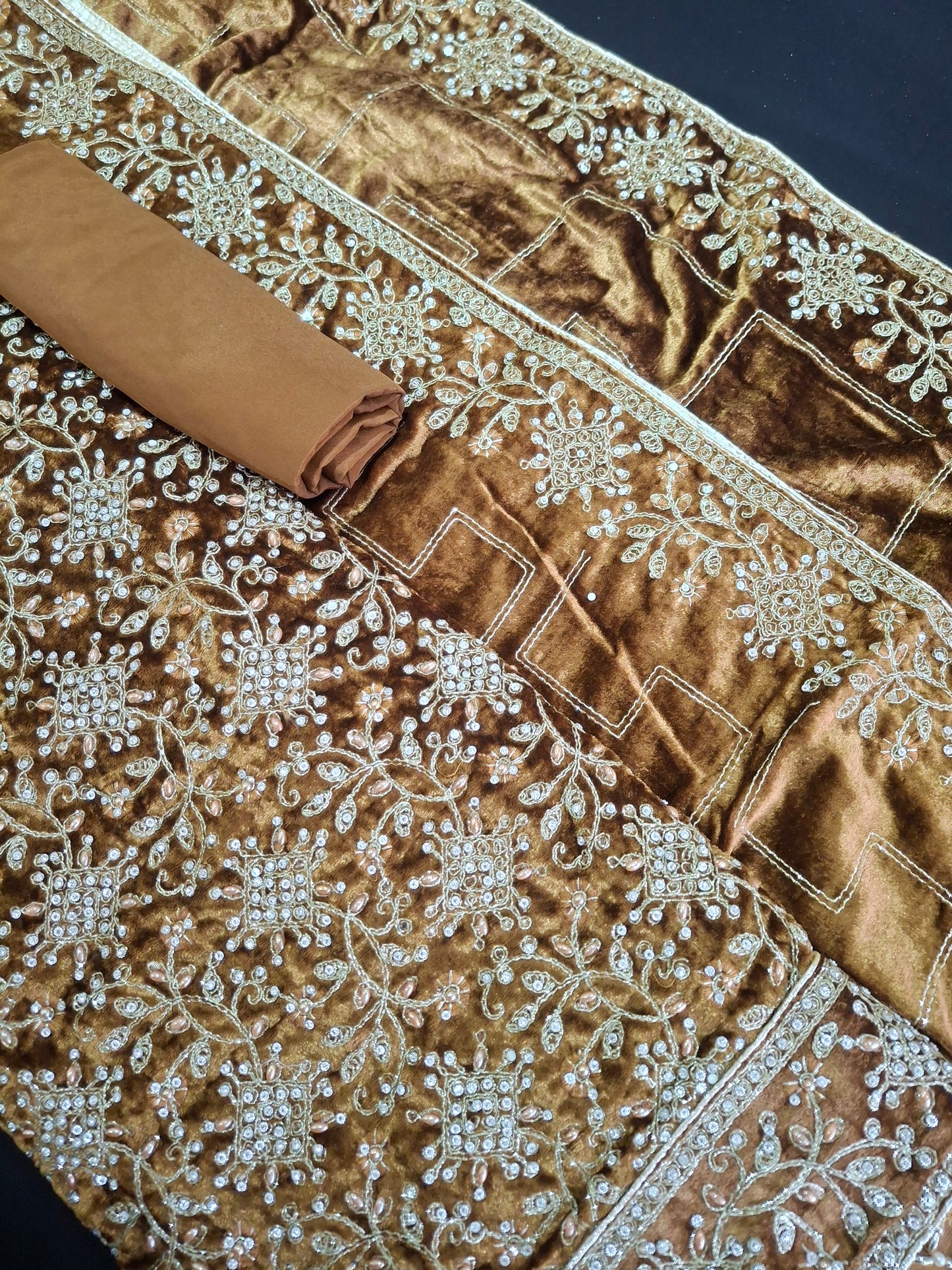 Velvet Embroidered Unstitched 3 Piece Suit Set
