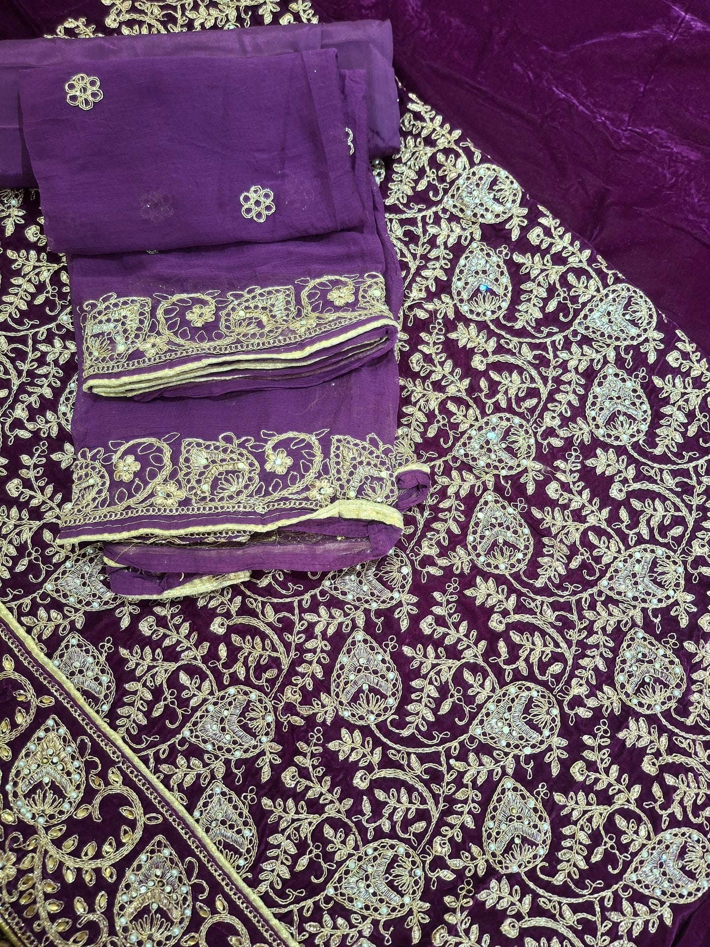 Best Quality Micro Velvet 9000 Unstitched 3 piece suit set