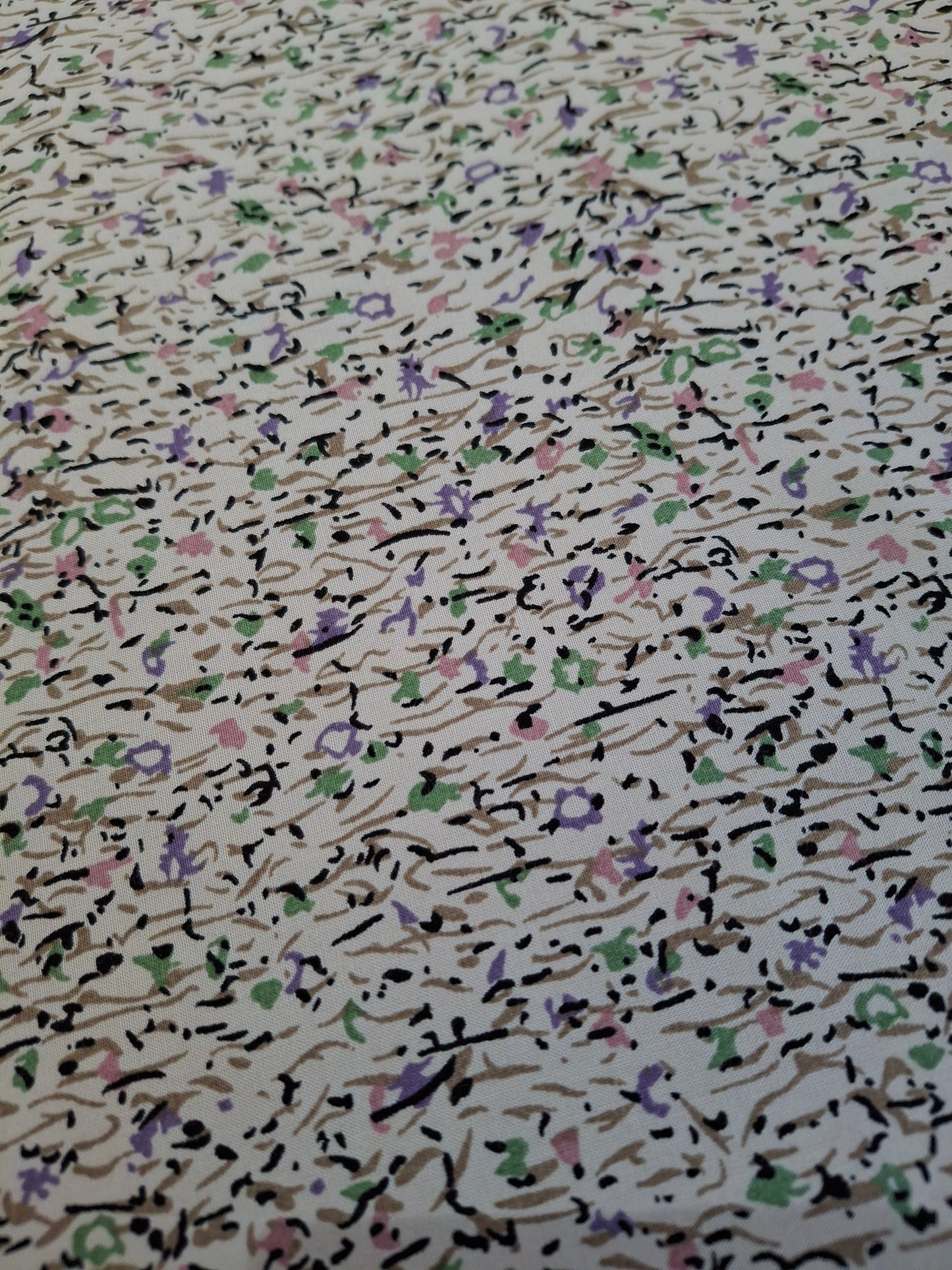 Abstract Floral Viscose Top Quality(suit set ,4 meters)