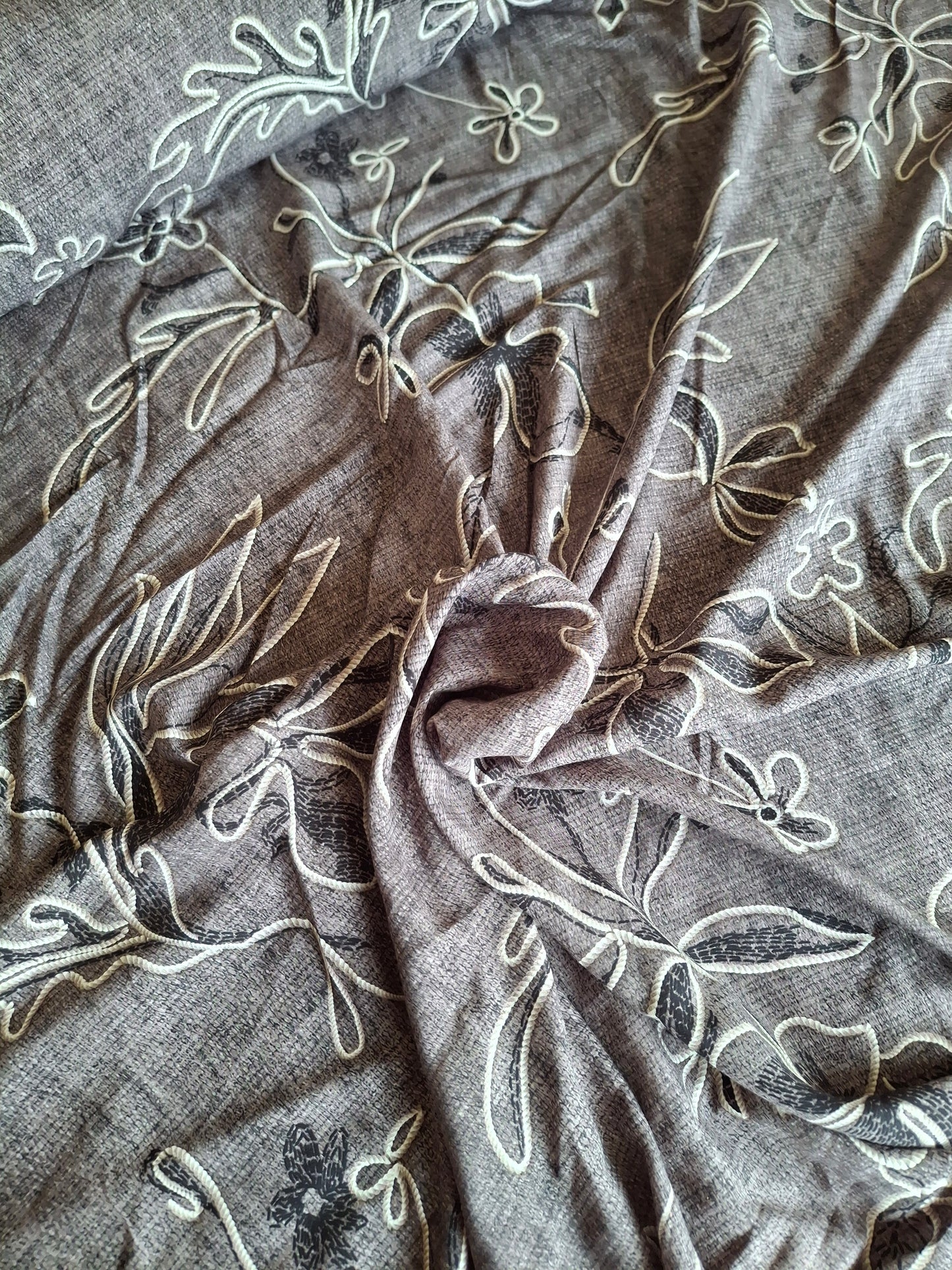 Printed Viscose 4 Meters Full Suit Set,60"Width