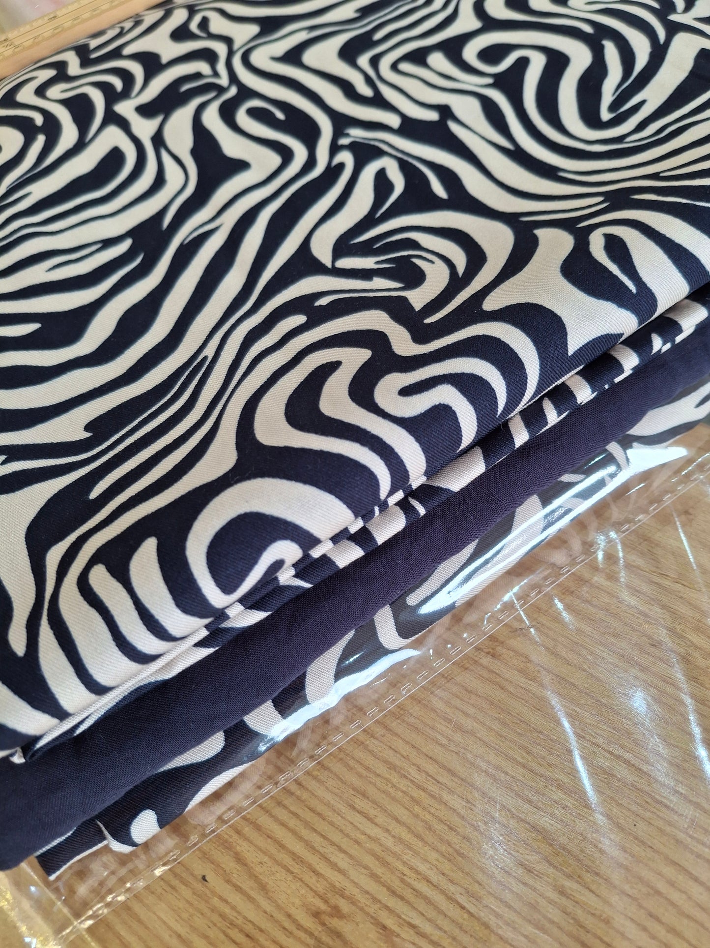 Winter Warm Marina Fabric Full Suit(4 meters)