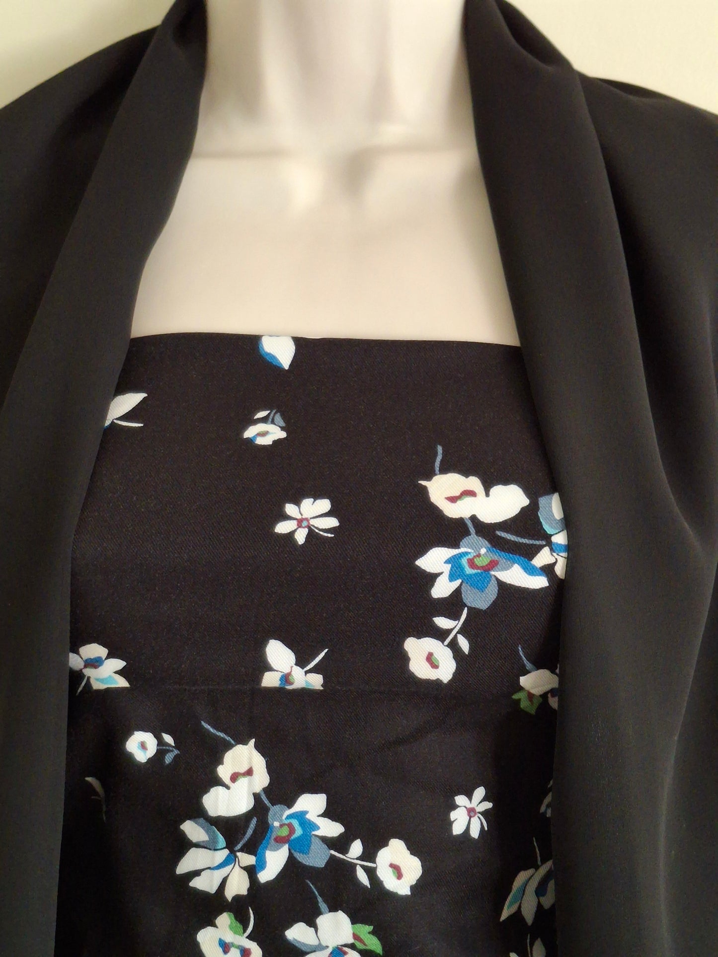 Winter Fabrics Black Printed(3-piece suit set )