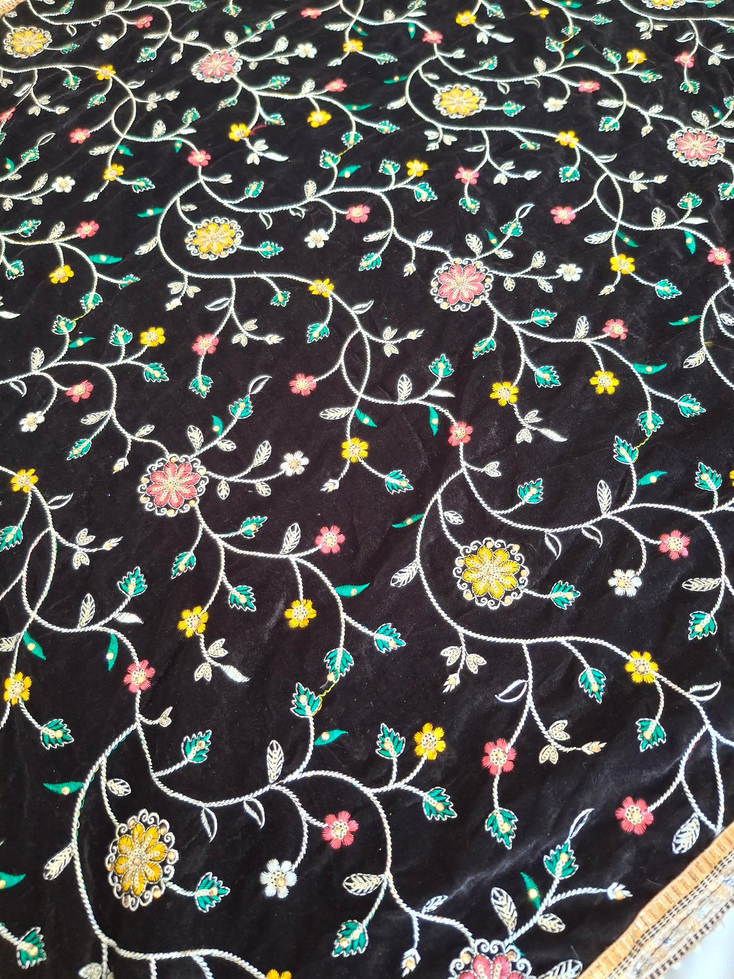 Velvet Embroidered shawls Top Quality