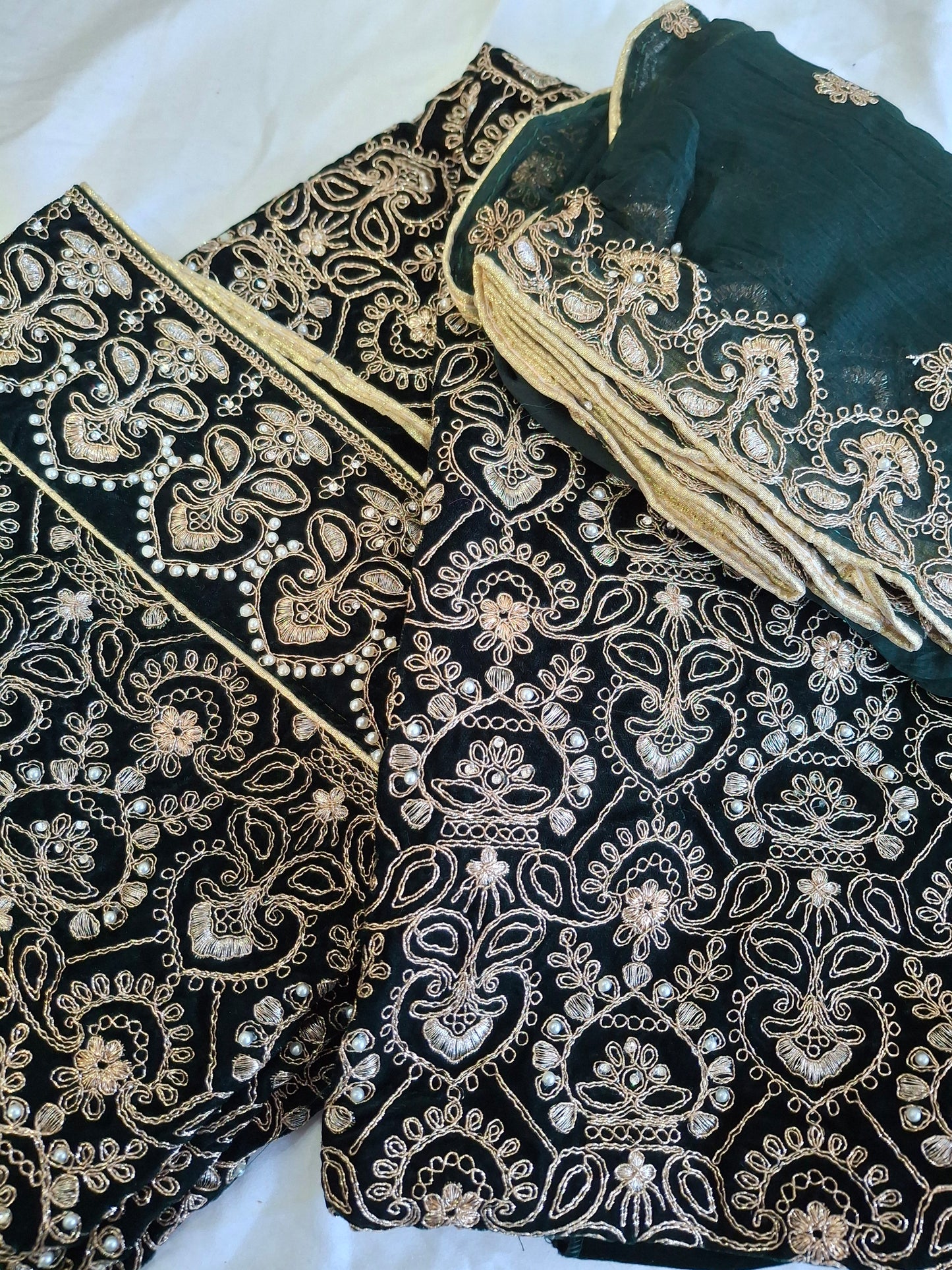 Micro Velvet 9000 Embroidered Unstitched 3 Piece Suit Set