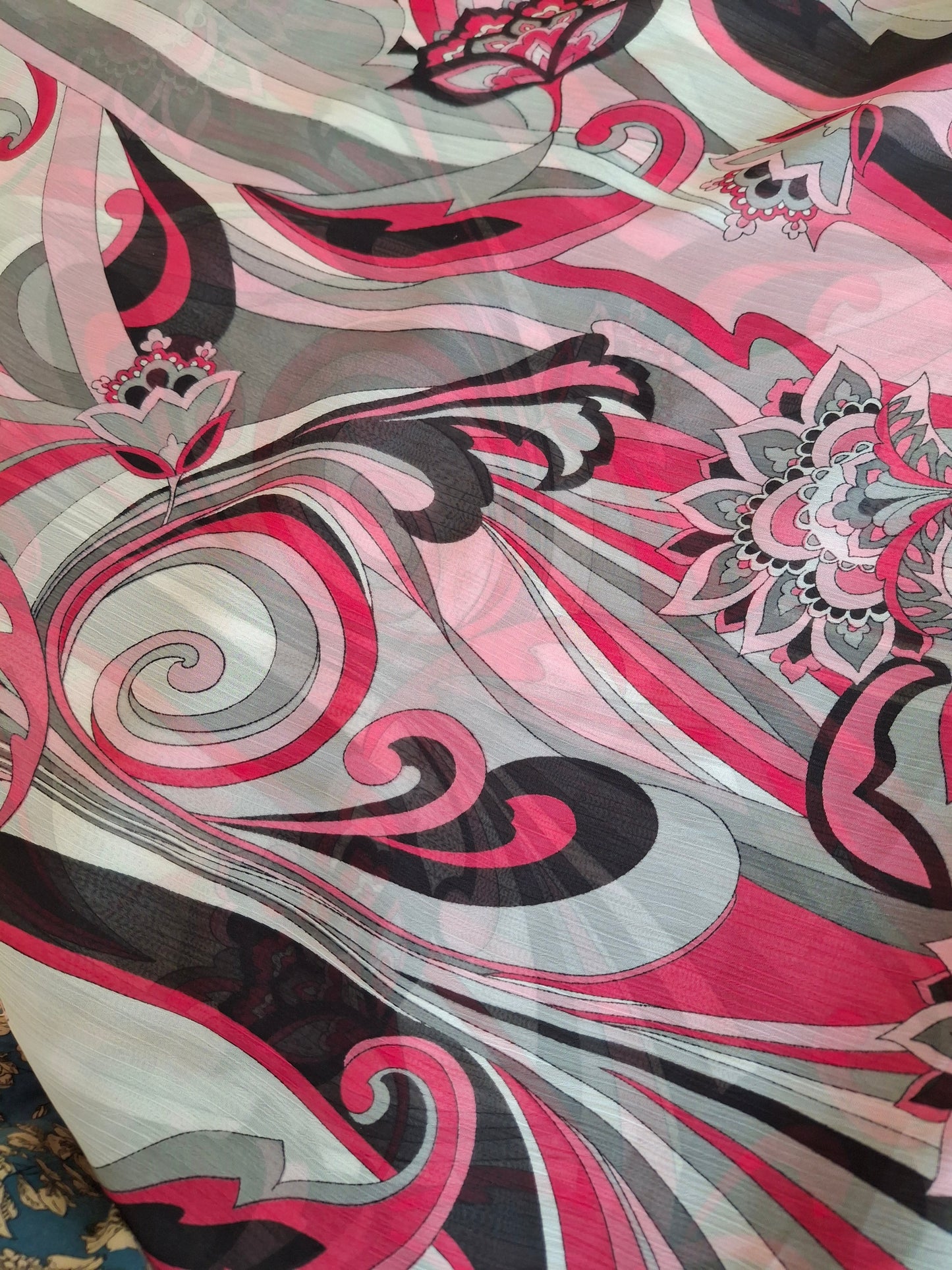 Georgette Crinkle Crepe Top Quality(4 meters,60"width)