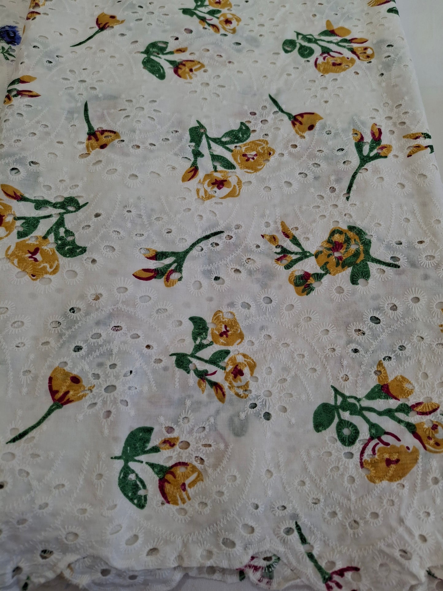 Chikankari-style Cotton 4 meters(2 Piece suit set)