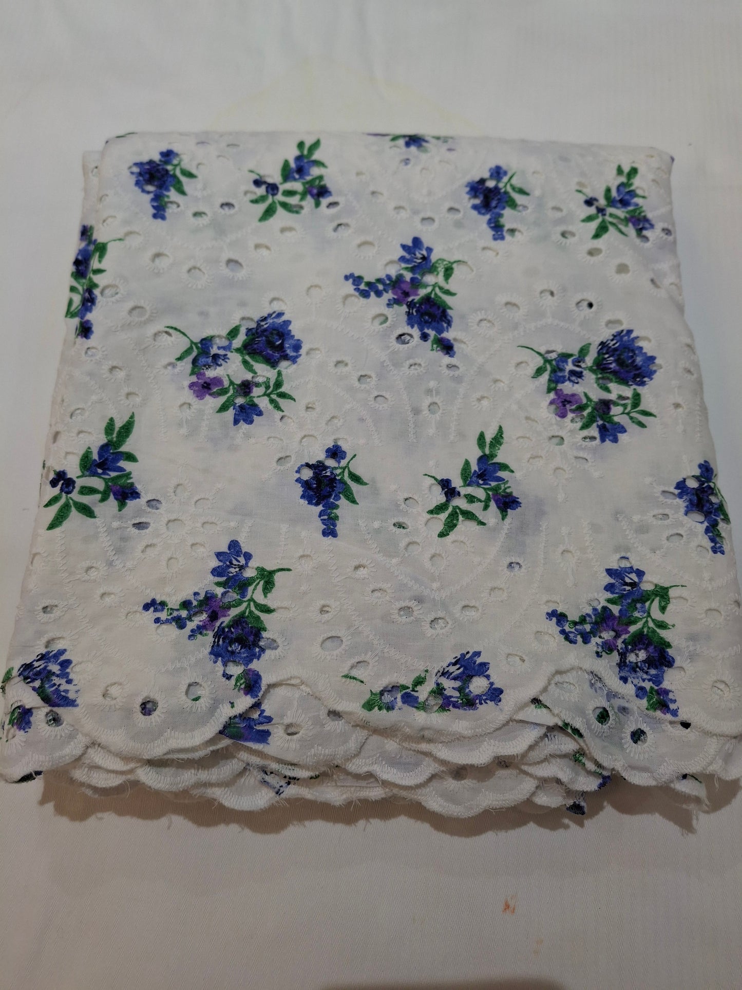 Chikankari-style Cotton 4 meters(2 Piece suit set)