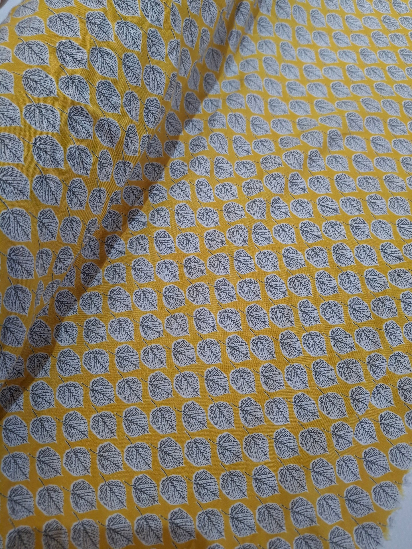 Viscose Top Quality In 4  Colours(4 meters)60"width