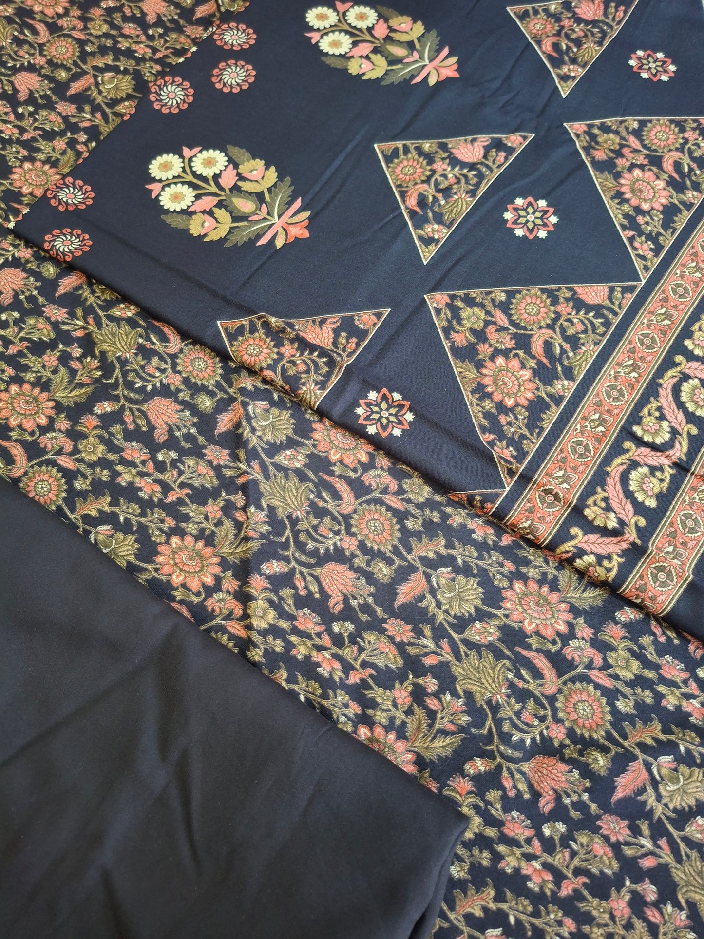 Alpiane Winter Warm Fabric Sunflower Bloom Print (3 piece suits)