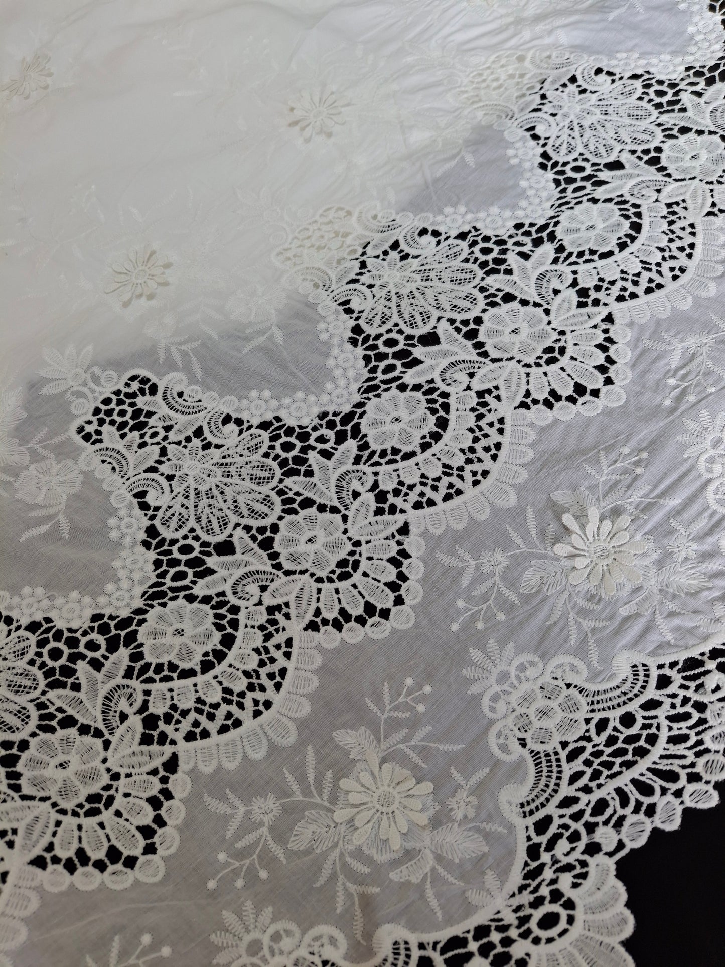 Whispering Blooms White Embroidered Cotton(2 meters)