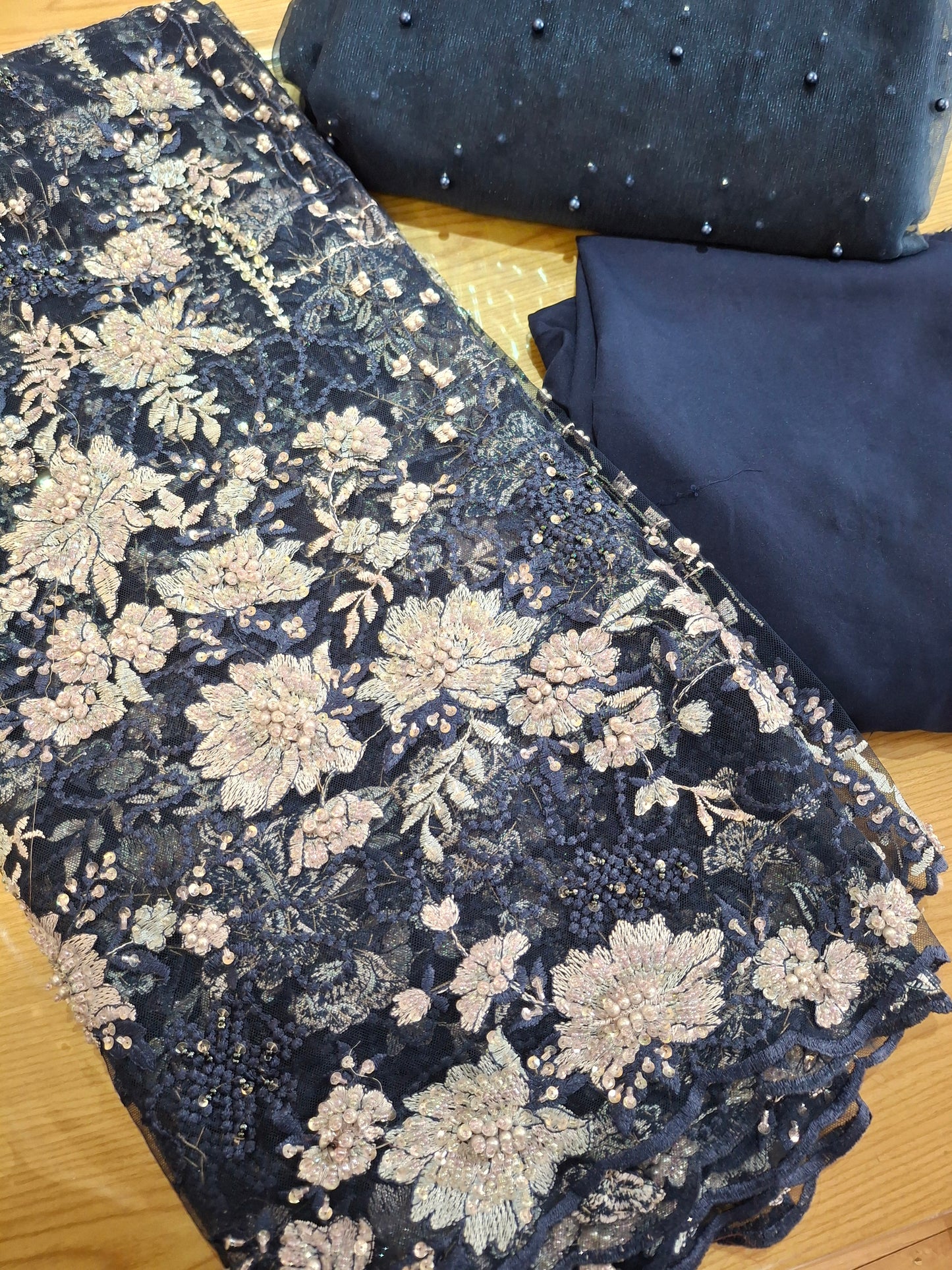 Cut Dana Heavy Embroidered Net,4 piece suit set