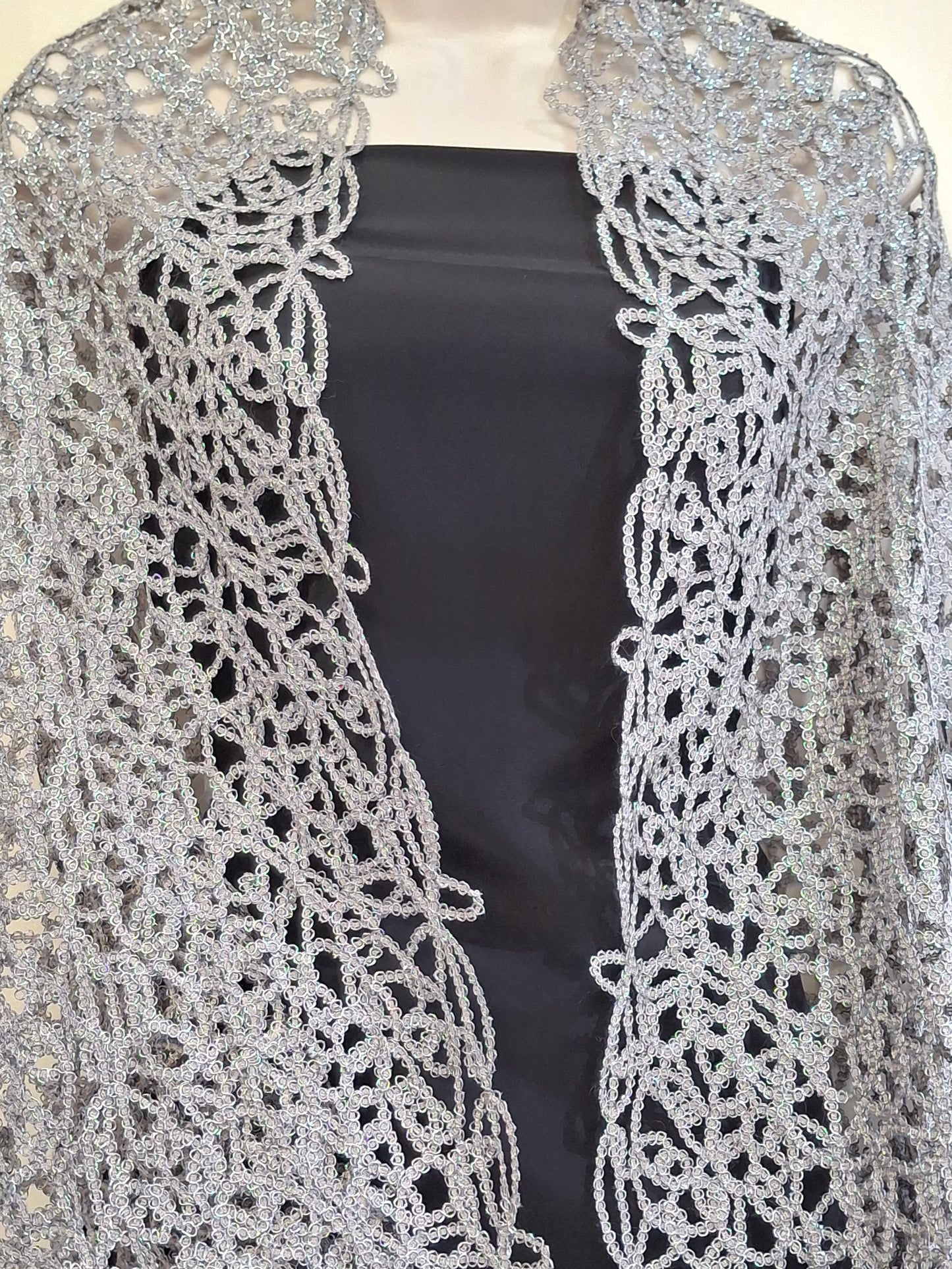 Poncho Scarves Top Quality Lightweight Wool Fabric(2 meters,60"Width)