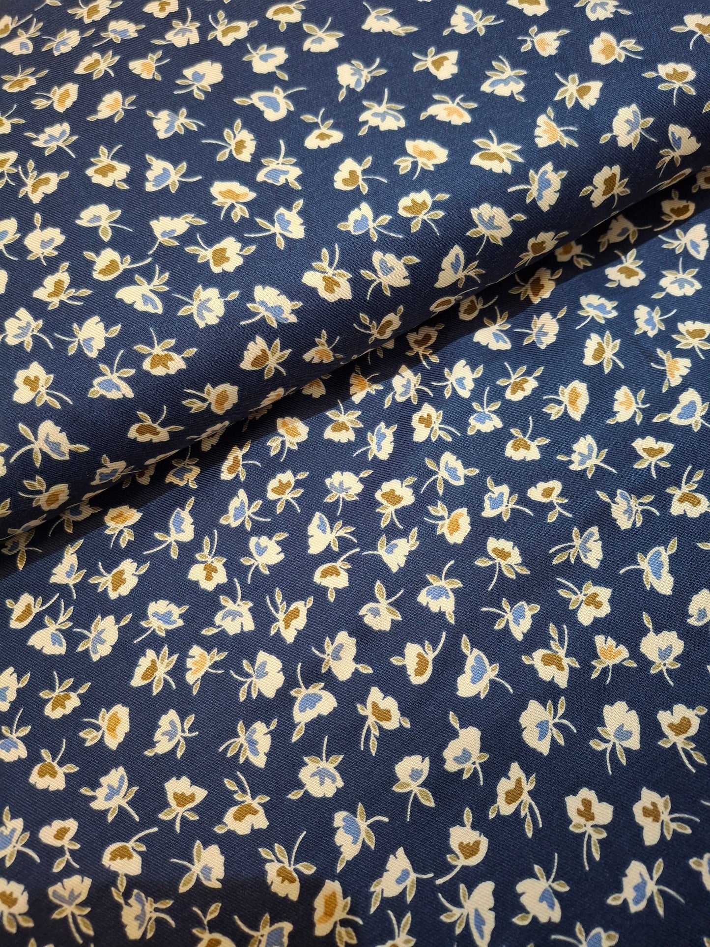 Winter Viscose Top Quality In Different Colours(4 meters,Full Suit Set)