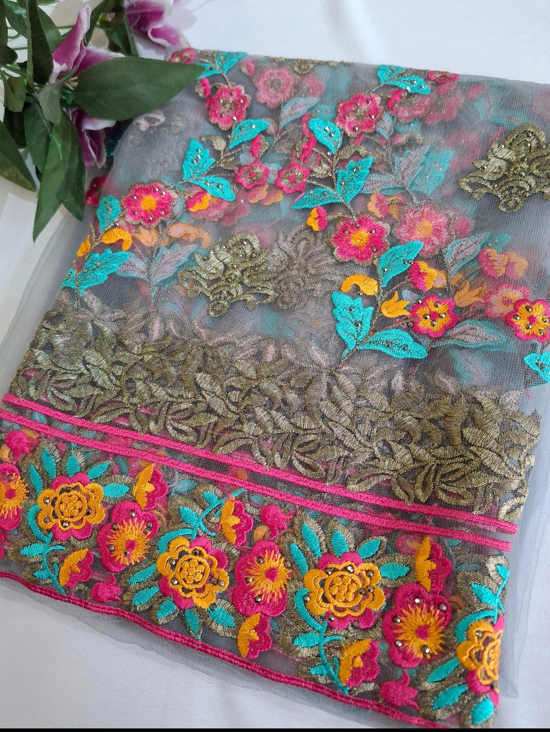 Embroidered lace net,2 meters