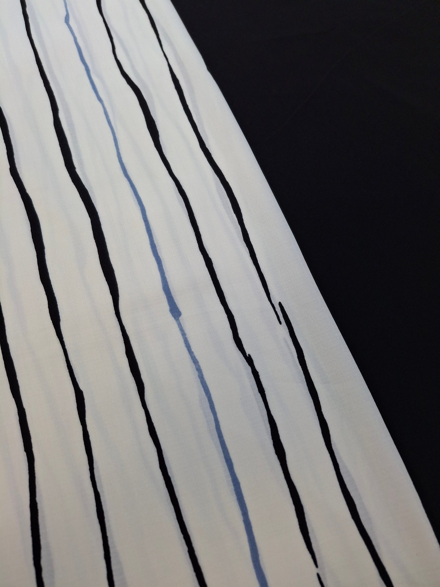 Georgette Soft Mose crepe broken stripes(2-Piece suit set 4-meters)