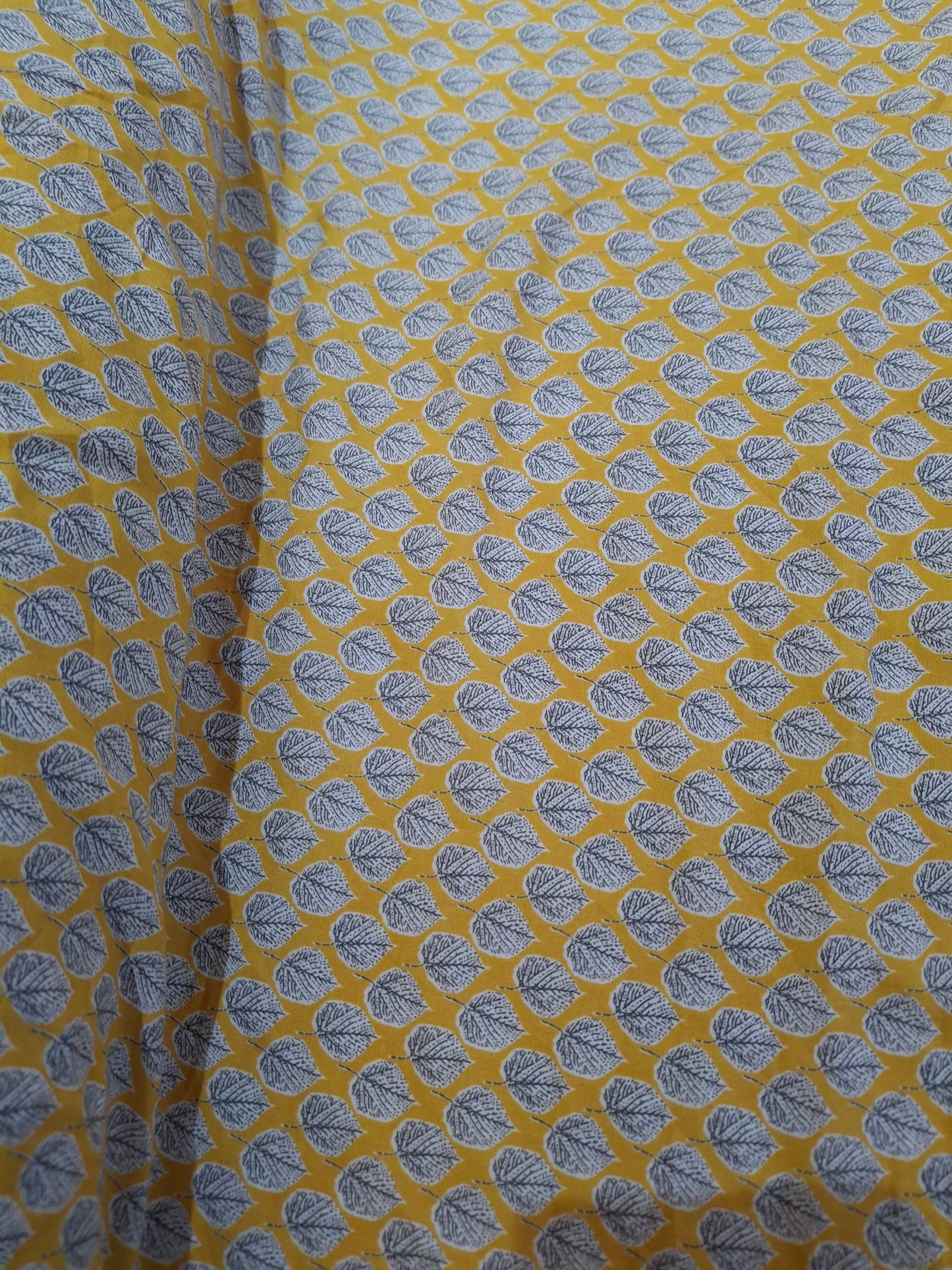 Viscose Top Quality In 4  Colours(4 meters)60"width