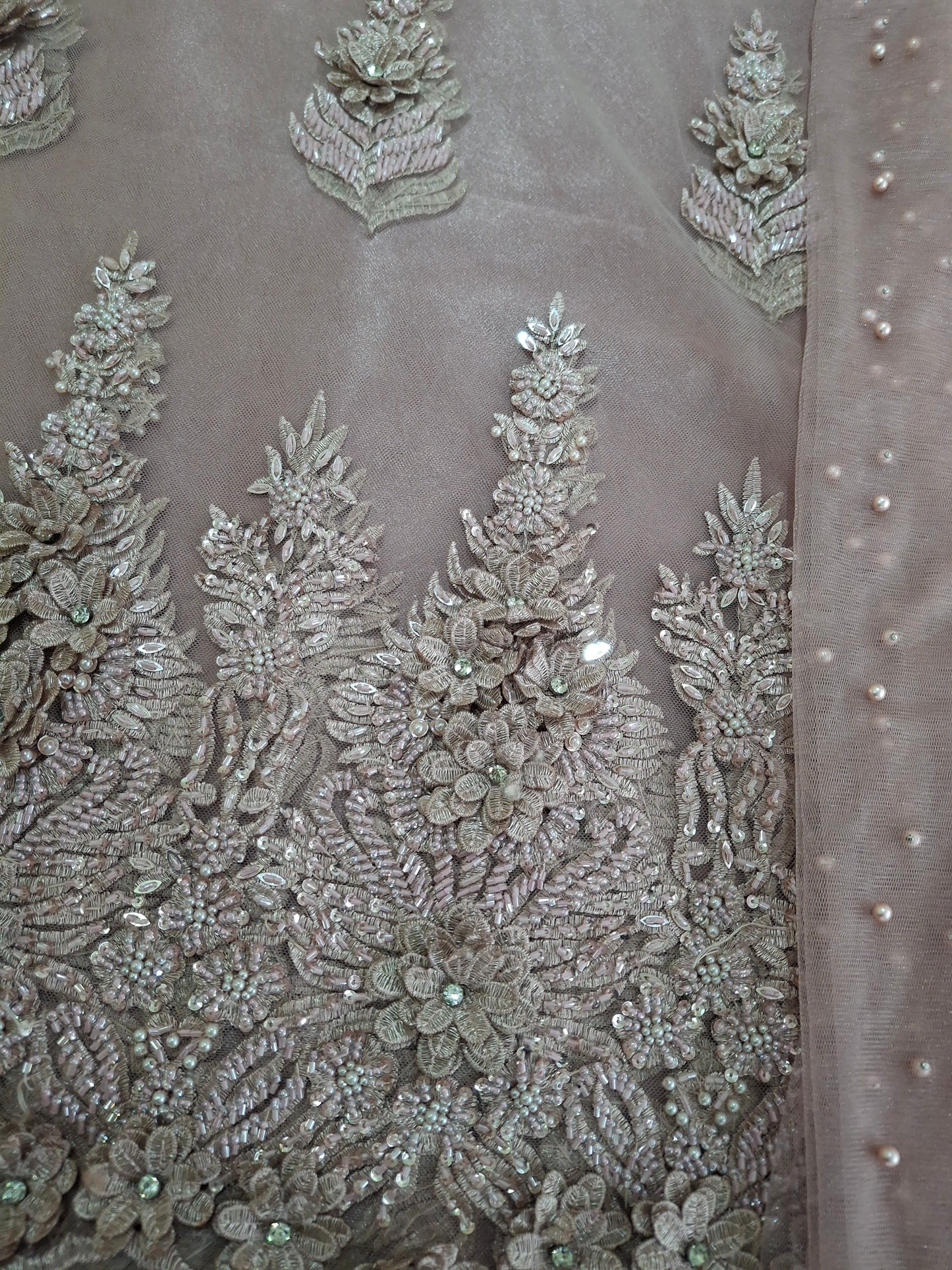 Cut Dana Heavy Embroidered Net,4 piece suit set