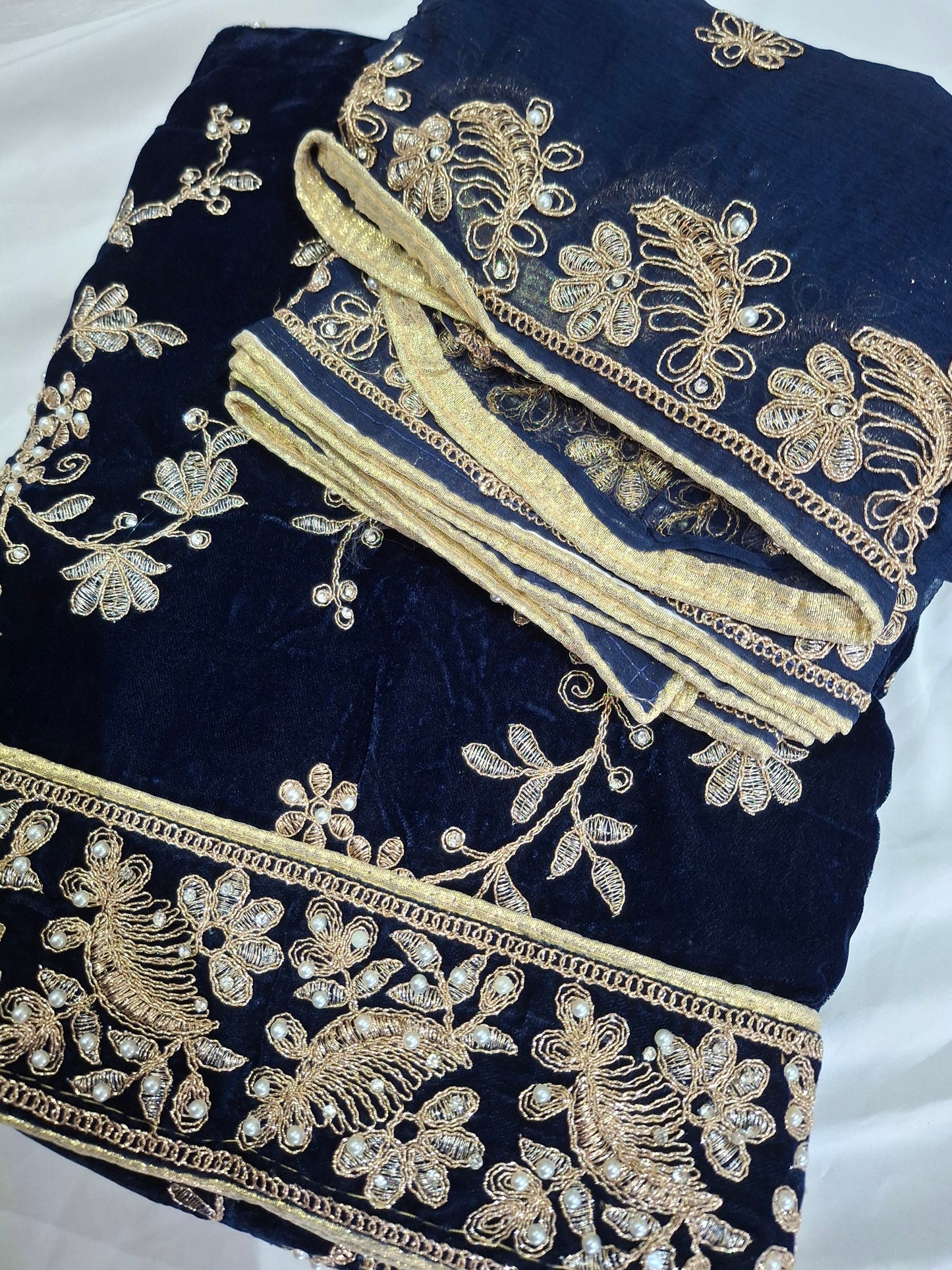 Velvet Embroidered Best Quality Micro 9000 Unstitched 3 piece suit set