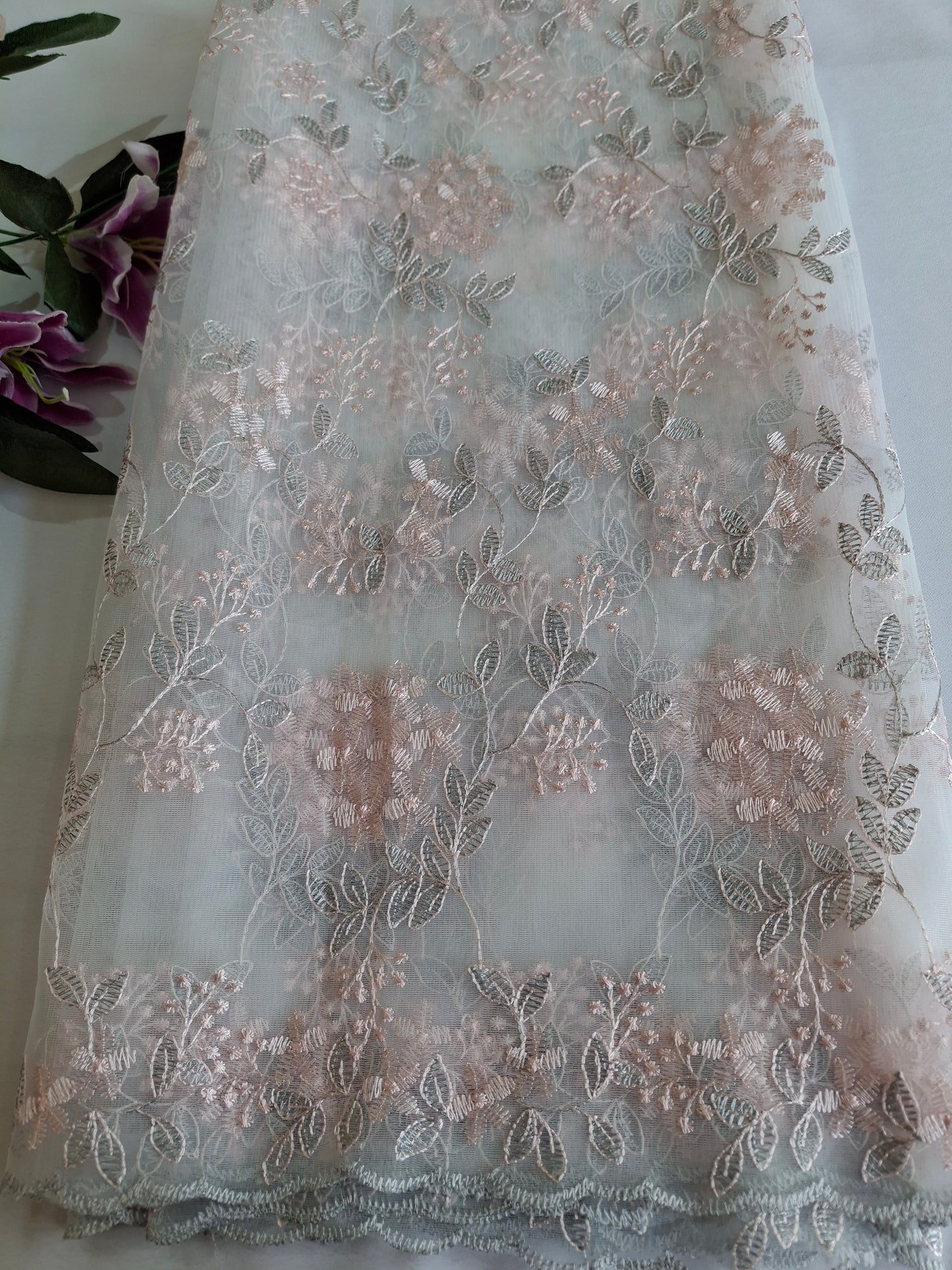 Embroidered lace net,2 meters