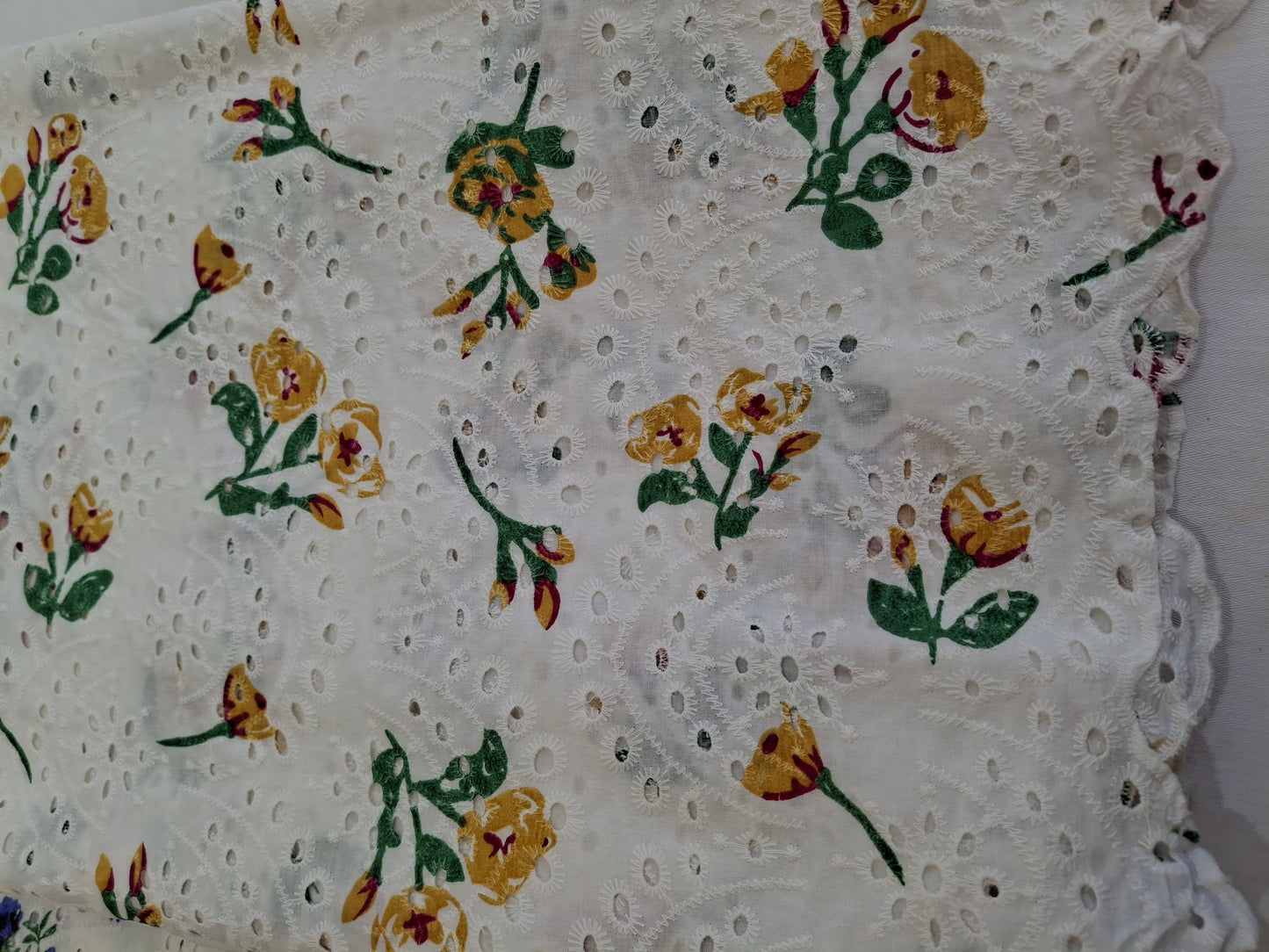 Chikankari-style Cotton 4 meters(2 Piece suit set)