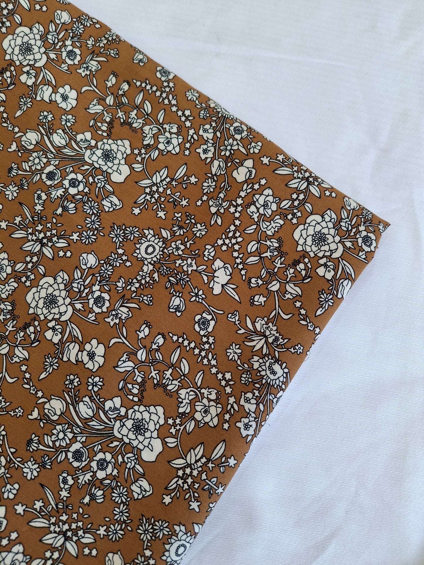 Viscose(4 meters)Full Suit Set,Black and Mustered,Black and Pink