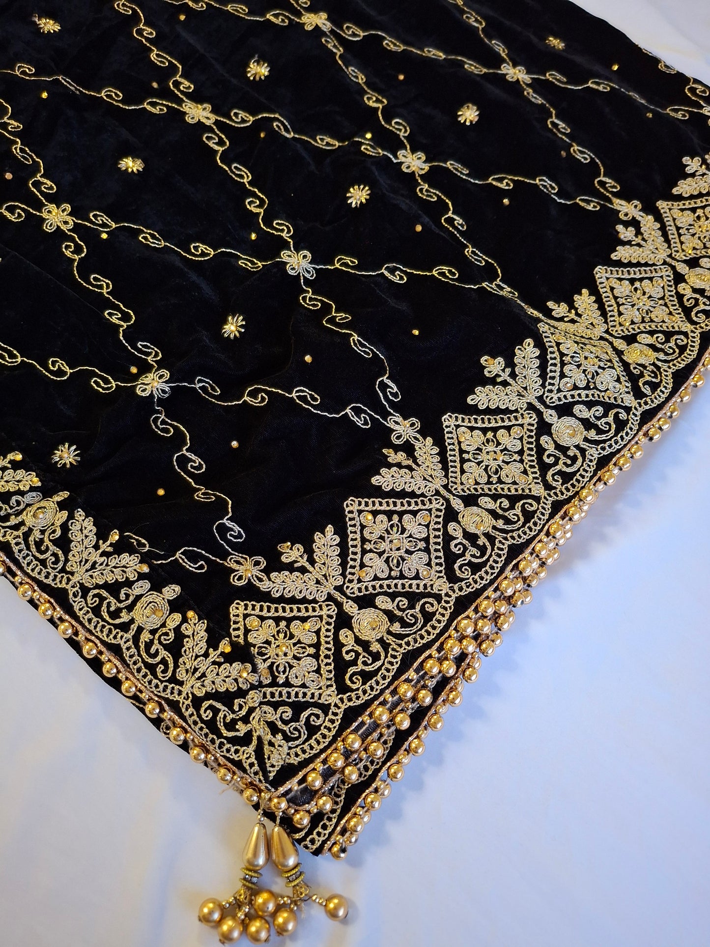 Velvet Embroidered shawls Top Quality