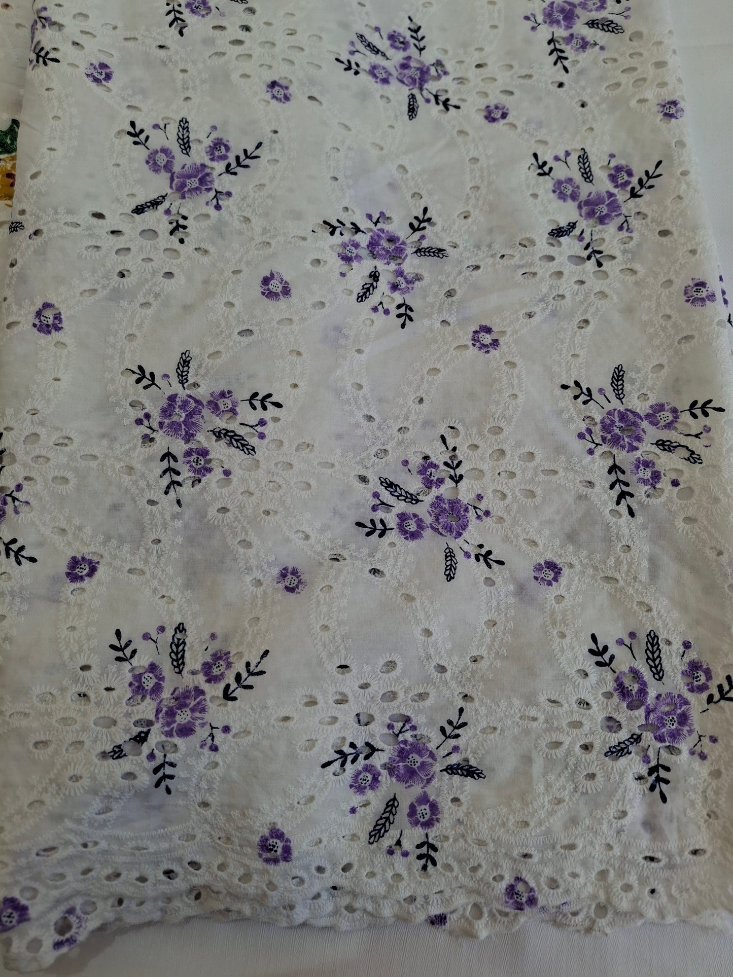 Chikankari-style Cotton 4 meters(2 Piece suit set)