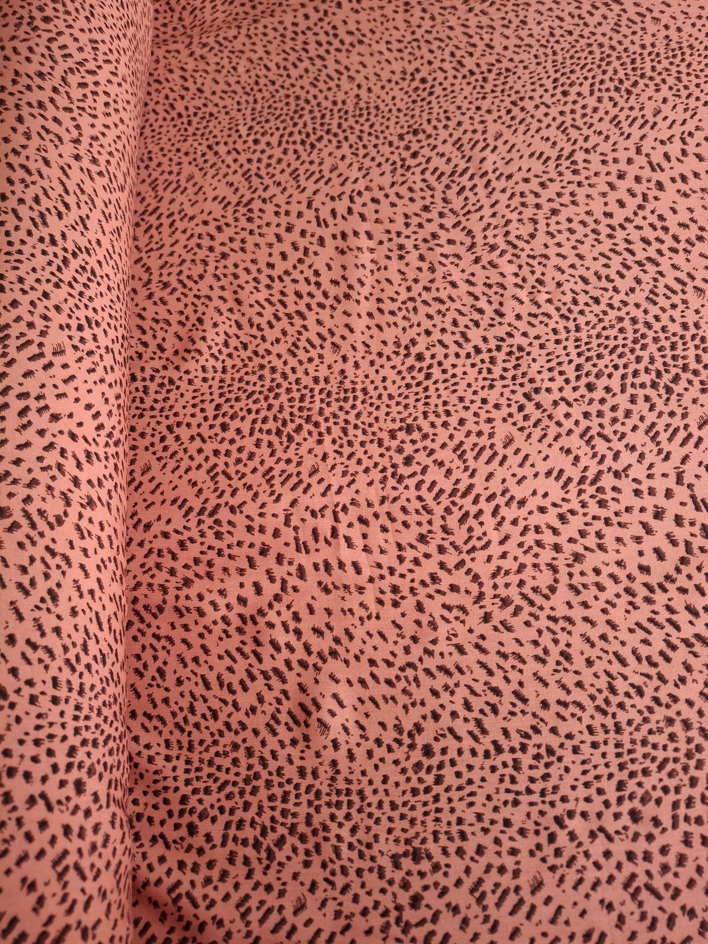 Pink Peach 🍑 Printed Viscose (suit set 4-meters)