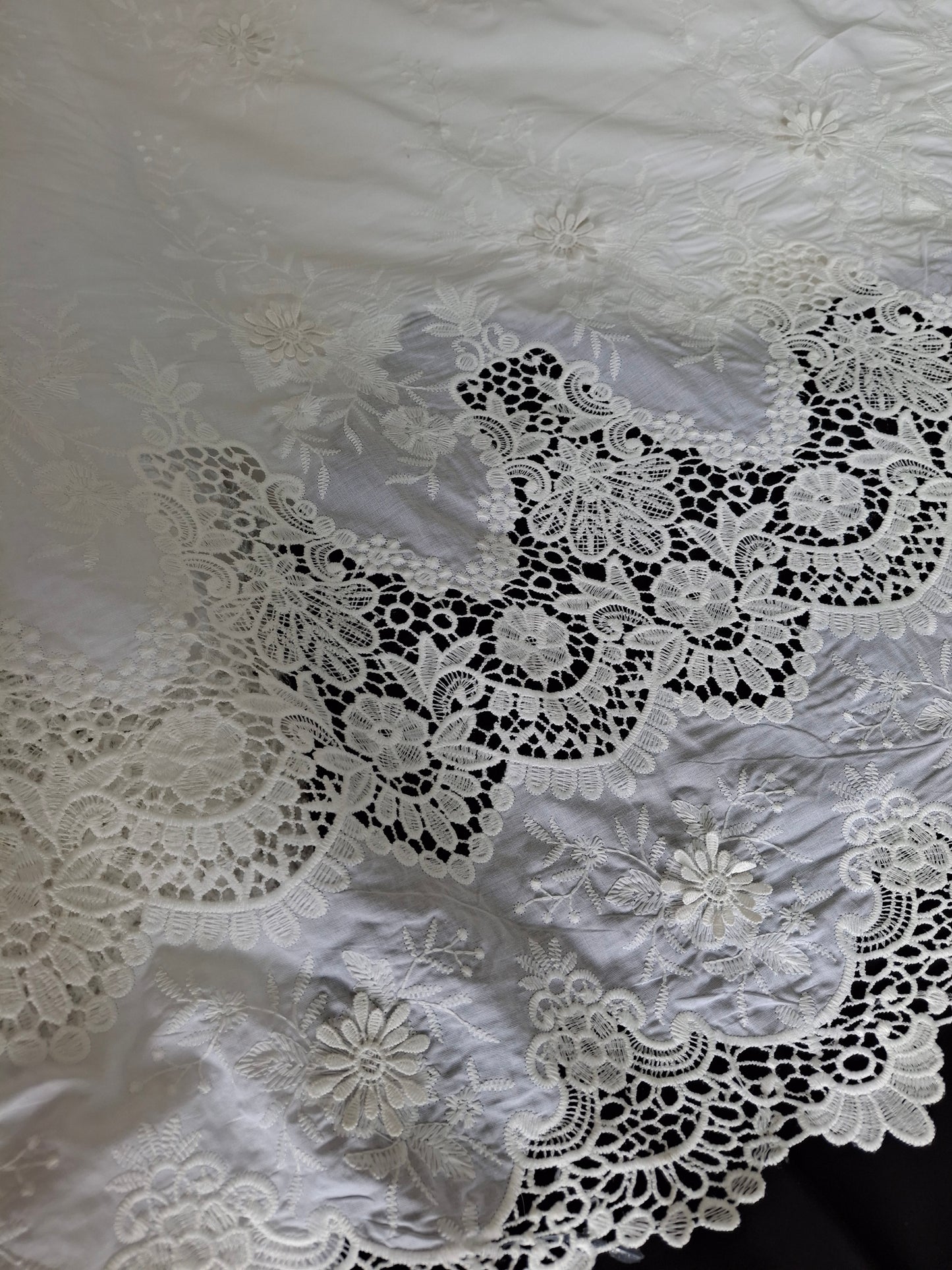 Whispering Blooms White Embroidered Cotton(2 meters)